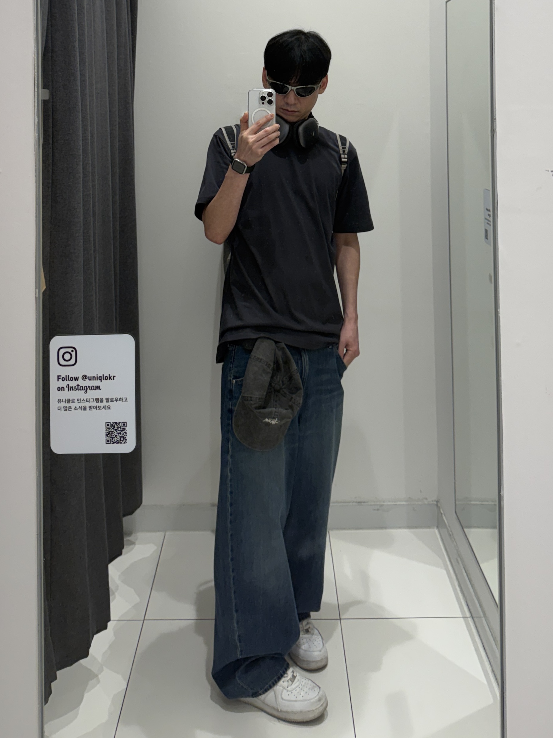 Nike x Supreme Air Force 1 Low White, (W) Uniqlo Baggy Curve Jeans Short Blue - JP 착용 스타일 - 4