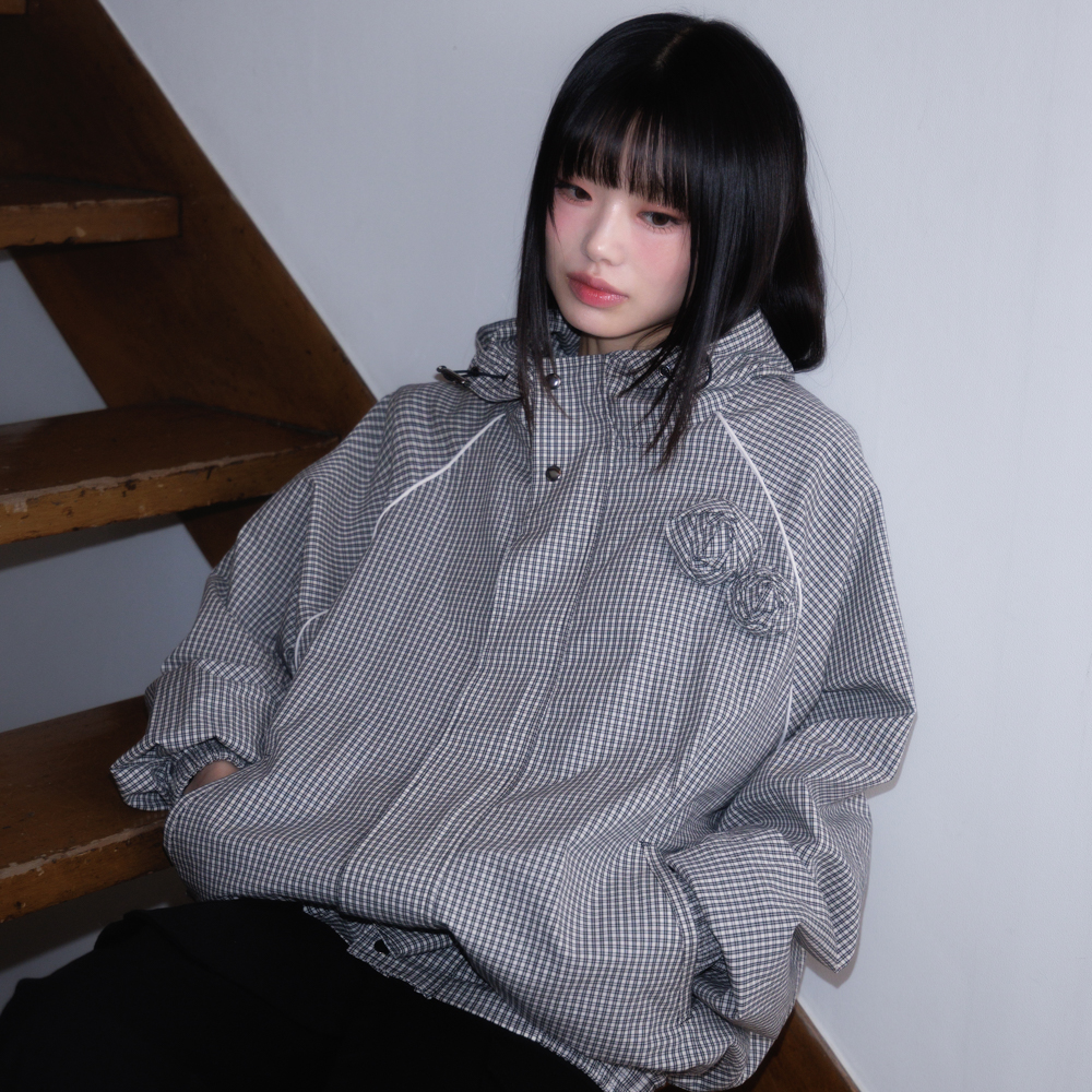 로제프란츠 로즈 코사지 체크 윈드브레이커 블랙(Rosefrantz Rose Corsage Check Windbreaker [Black]) - 3
