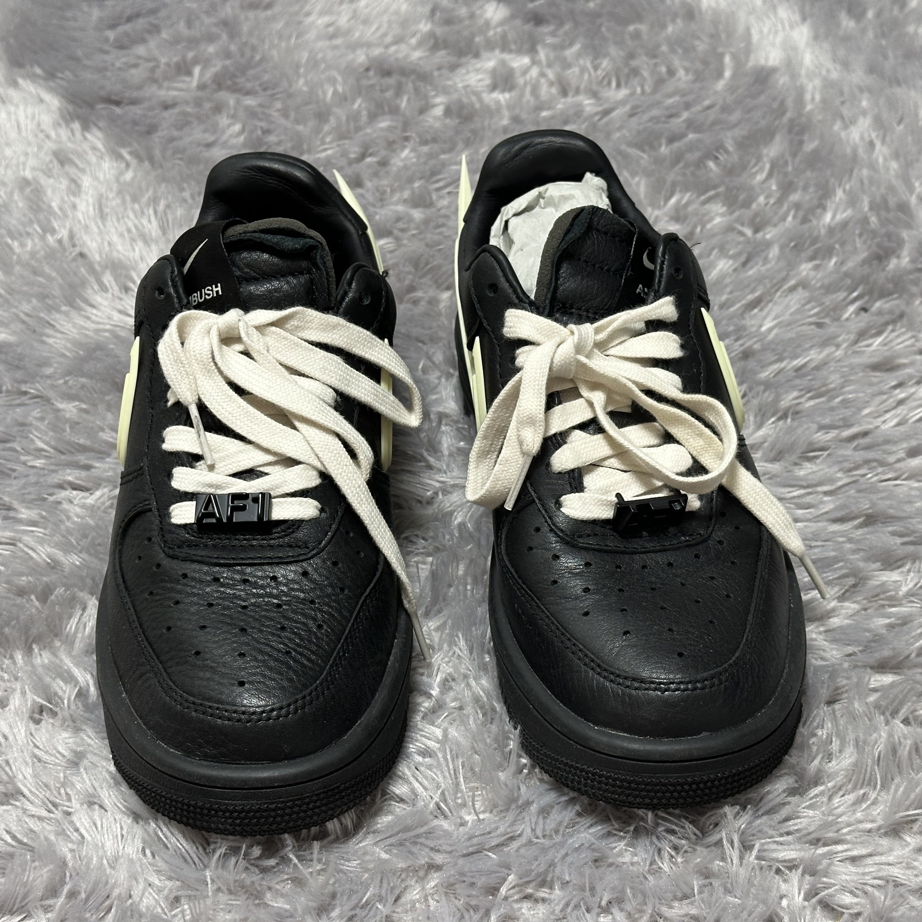 Nike x Ambush Air Force 1 Low SP Black 착용 스타일 - 2