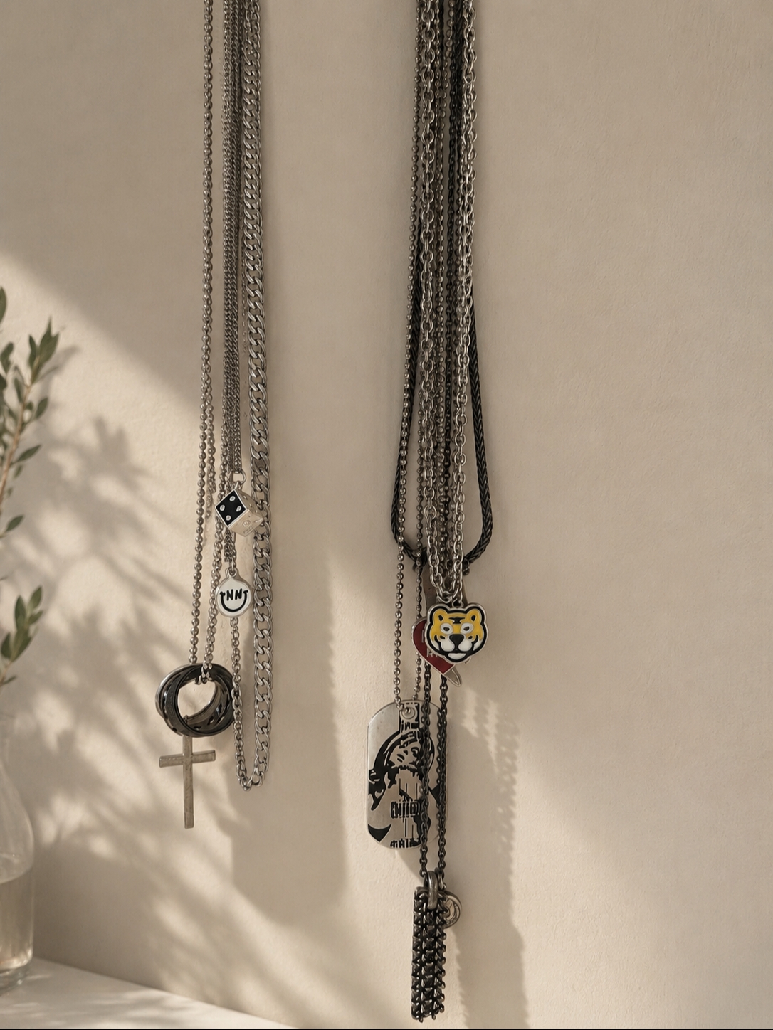 Human Made Animal Necklace Tiger Yellow, Human Made Heart Necklace Red ์ฐฉ์ฉ ์คํ์ผ