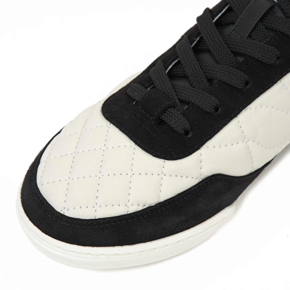 (W) 샤넬 카프스킨 스웨이드 스니커즈 화이트 블랙((W) Chanel Calfskin Suede Sneakers White Black) - 7