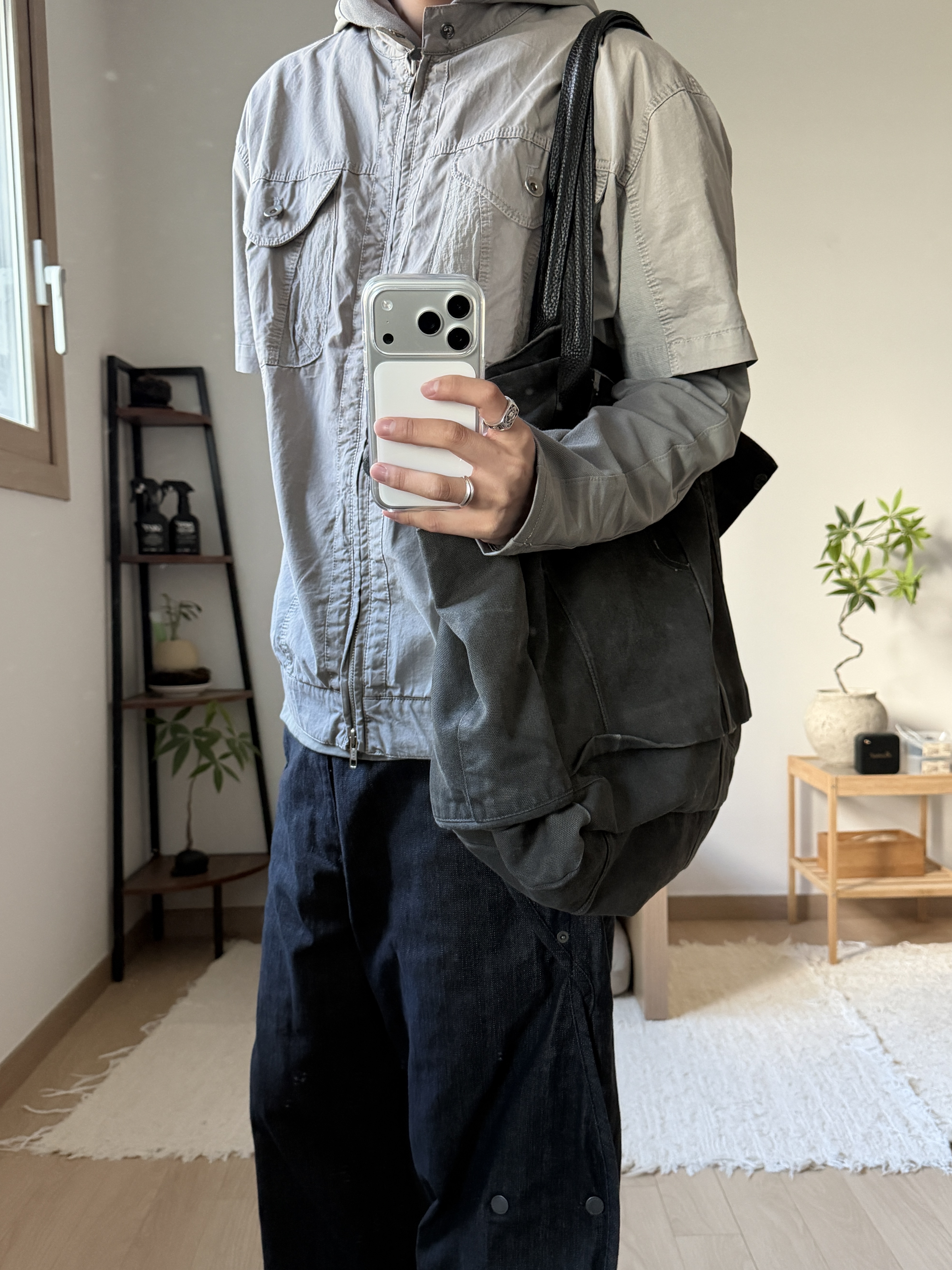 Sansan Gear Denim Wave Pants Dark Indigo - 24FW, IGNOTA Core:14 Caulis Hoodie Mud 착용 스타일