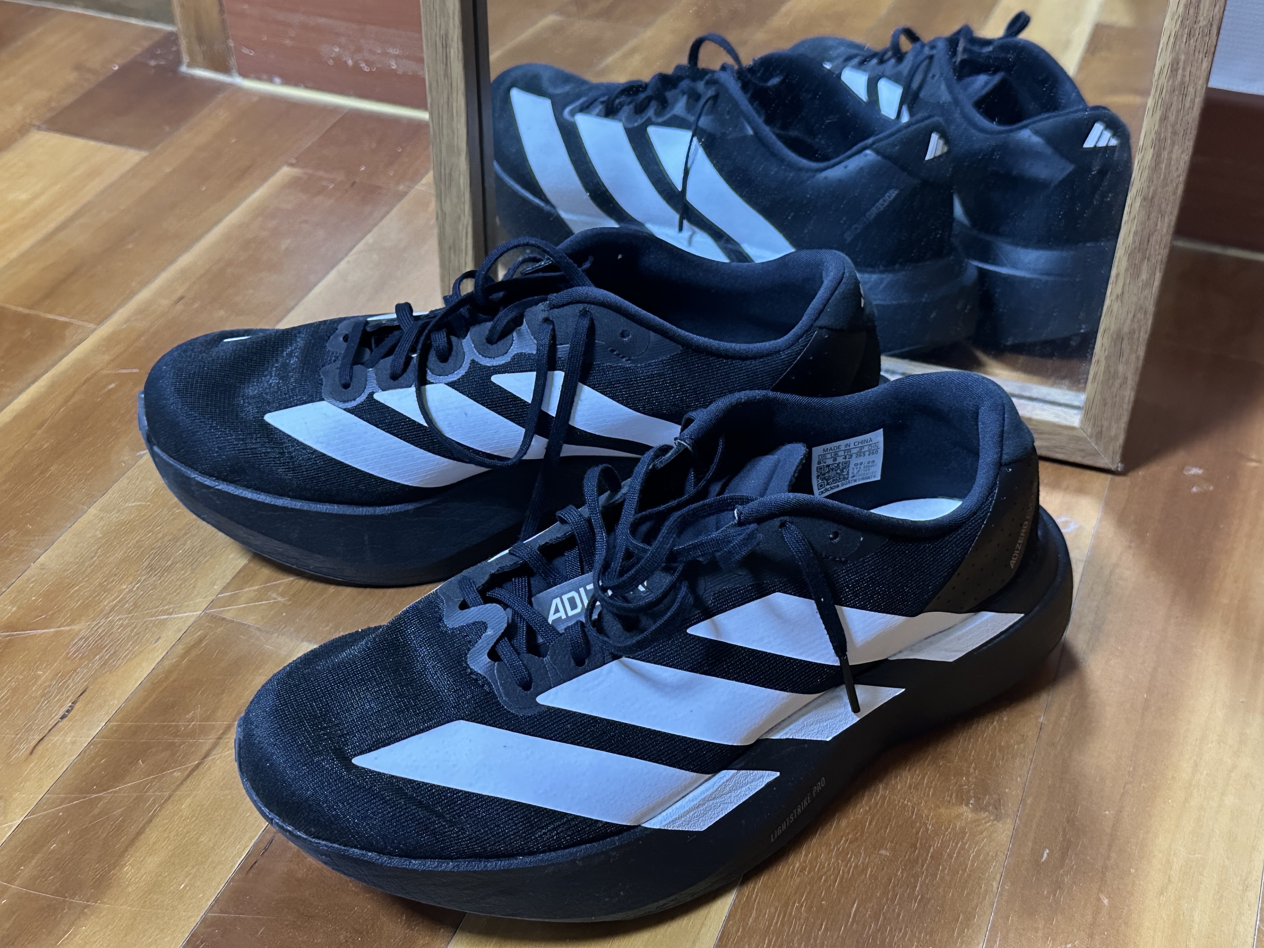 Adidas Adizero EVO SL Core Black Cloud White 착용 스타일