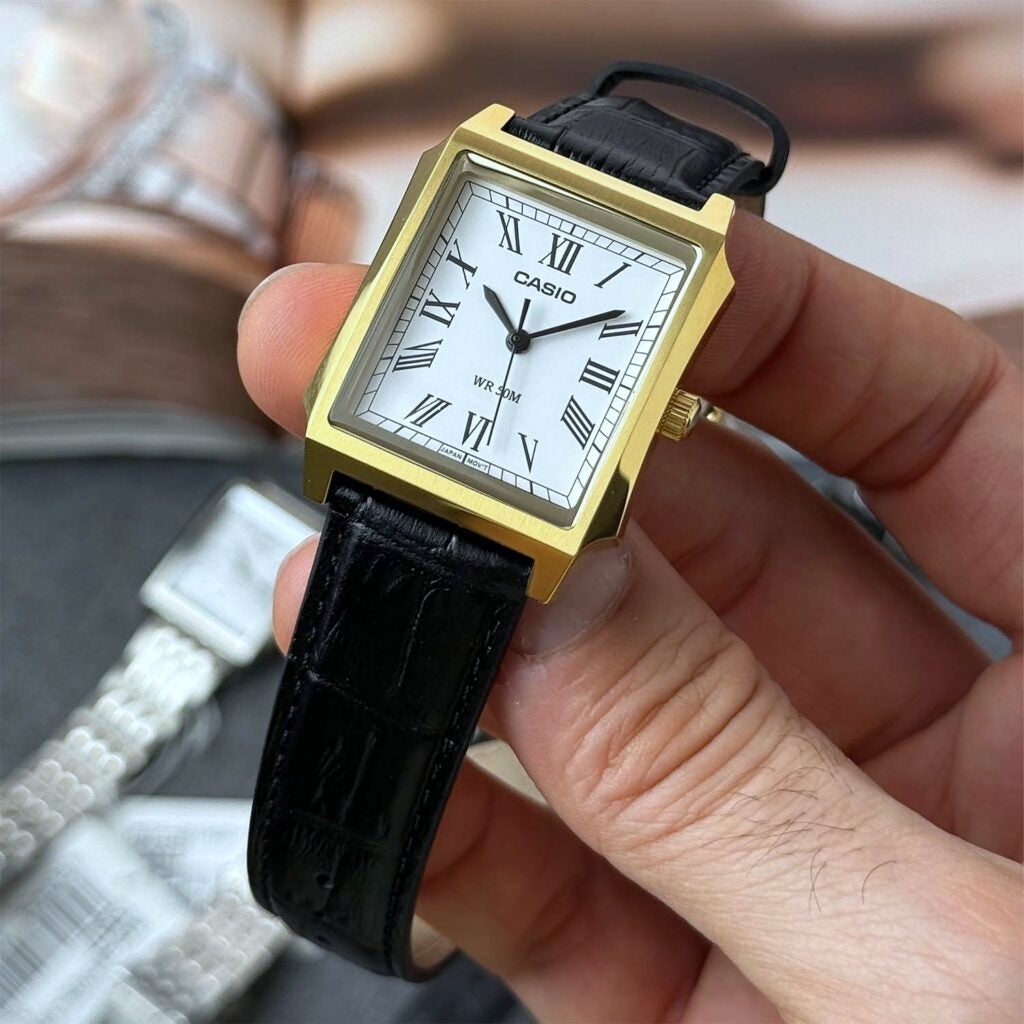 Casio MTP-B190GL-7BV 착용 스타일