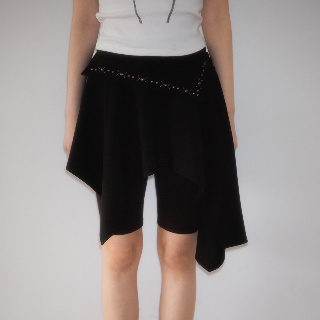 로제프란츠 스터드 언밸런스 플레어 스커트 블랙(Rosefrantz Stud unbalance Flare Skirt [Black]) - 6