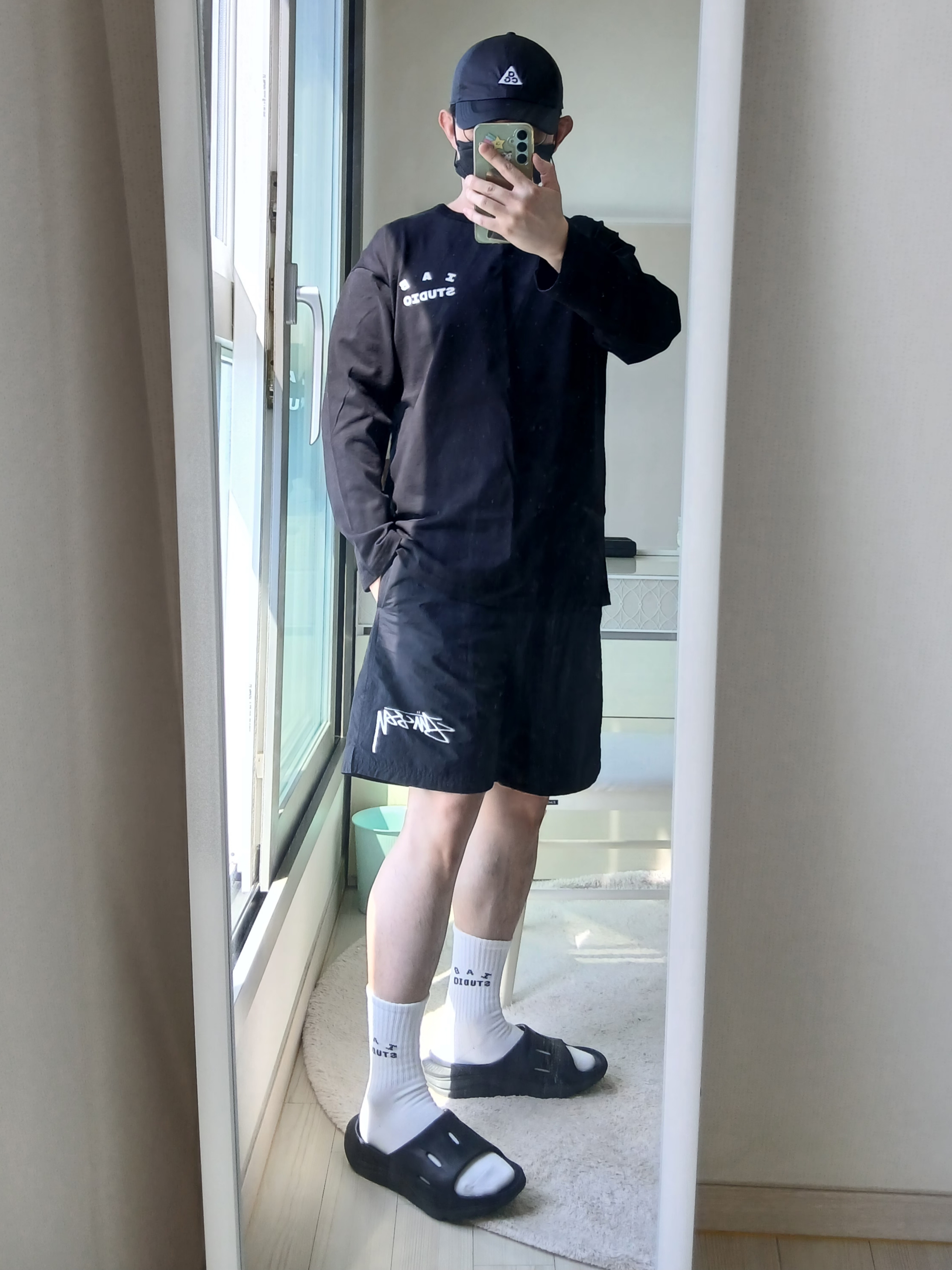 Nike ACG Trail Cap Black, IAB Studio IAB Light Long Sleeve Black 착용 스타일 - 5