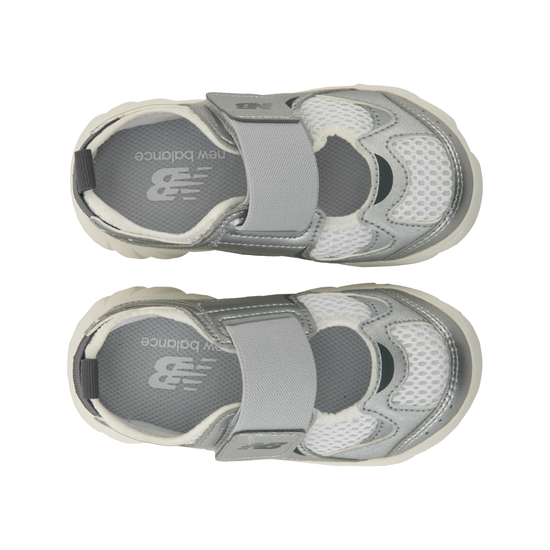 (키즈) 뉴발란스 프리들 920 샌들 실버((Kids) New Balance Freedle 920 Sandal Silver) - 5