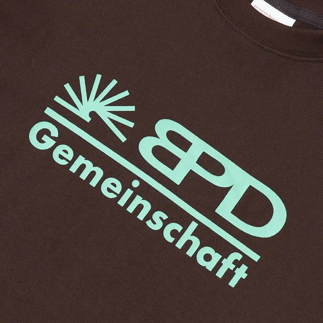 베를린 포토북 디스트리뷰션 W 002 게마인샤프트 티 브라운(Berlin Photobook Distribution W 002 Gemeinschaft Tee Brown) - 2