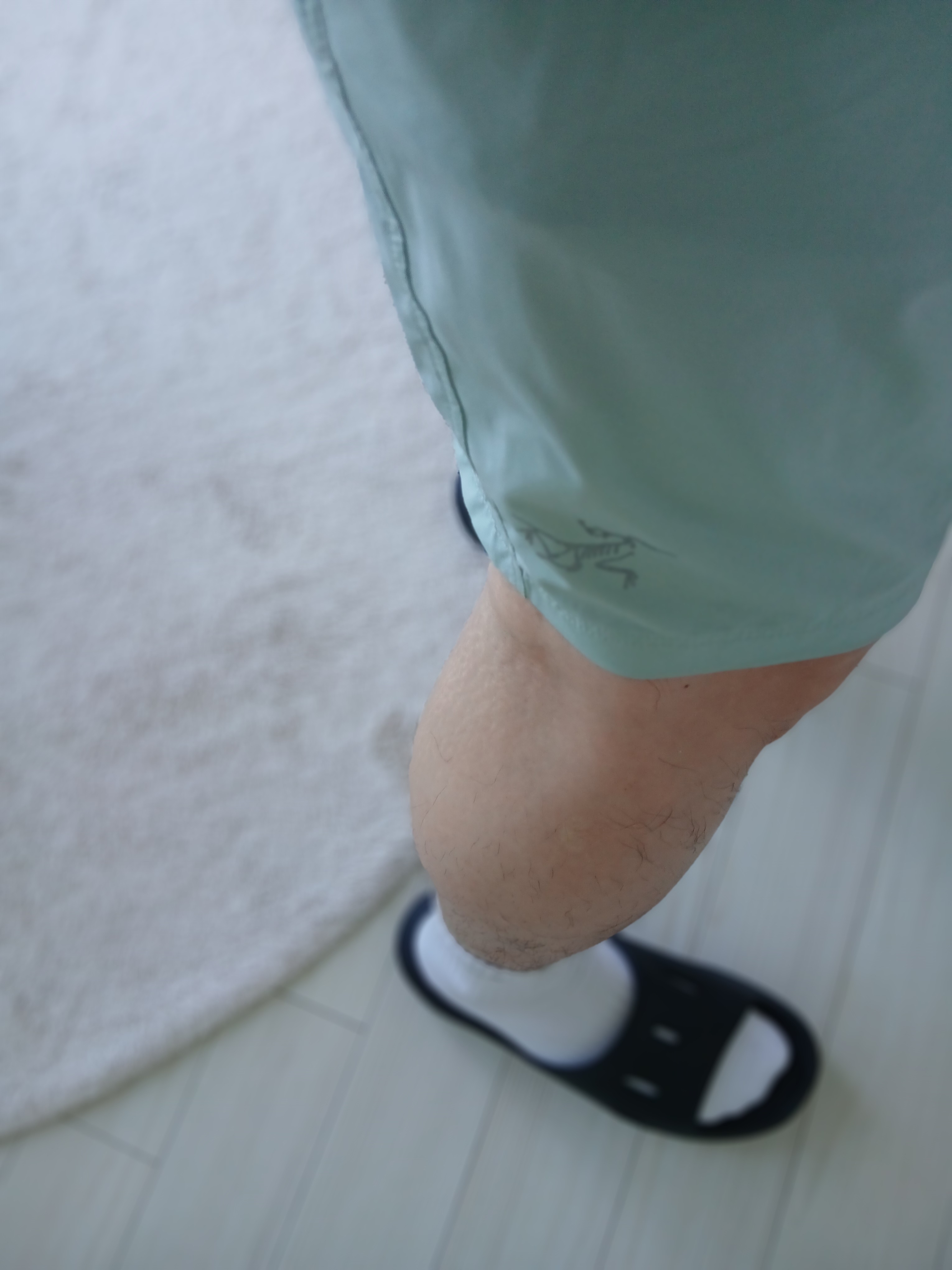 Nike ACG Trail Cap Black, Arc'teryx Arc'word Logo SS T-Shirt Stone Green 착용 스타일 - 5