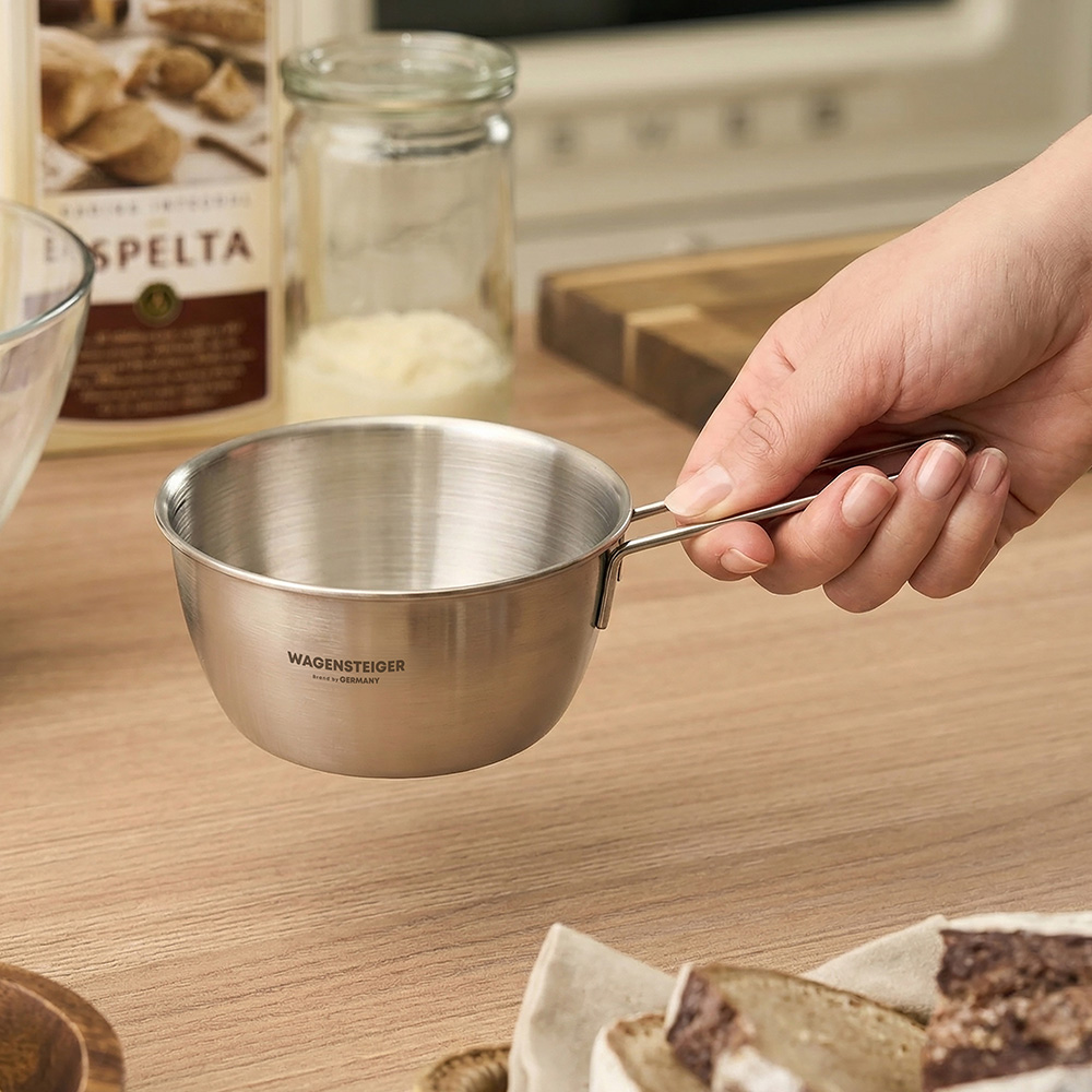 바겐슈타이거 스텐 304 고리형 핸들 눈금 계량컵 350ml(WAGENSTEIGER Stainless Steel 304 Measuring Cup with Handle & Scale 350ml) - 2