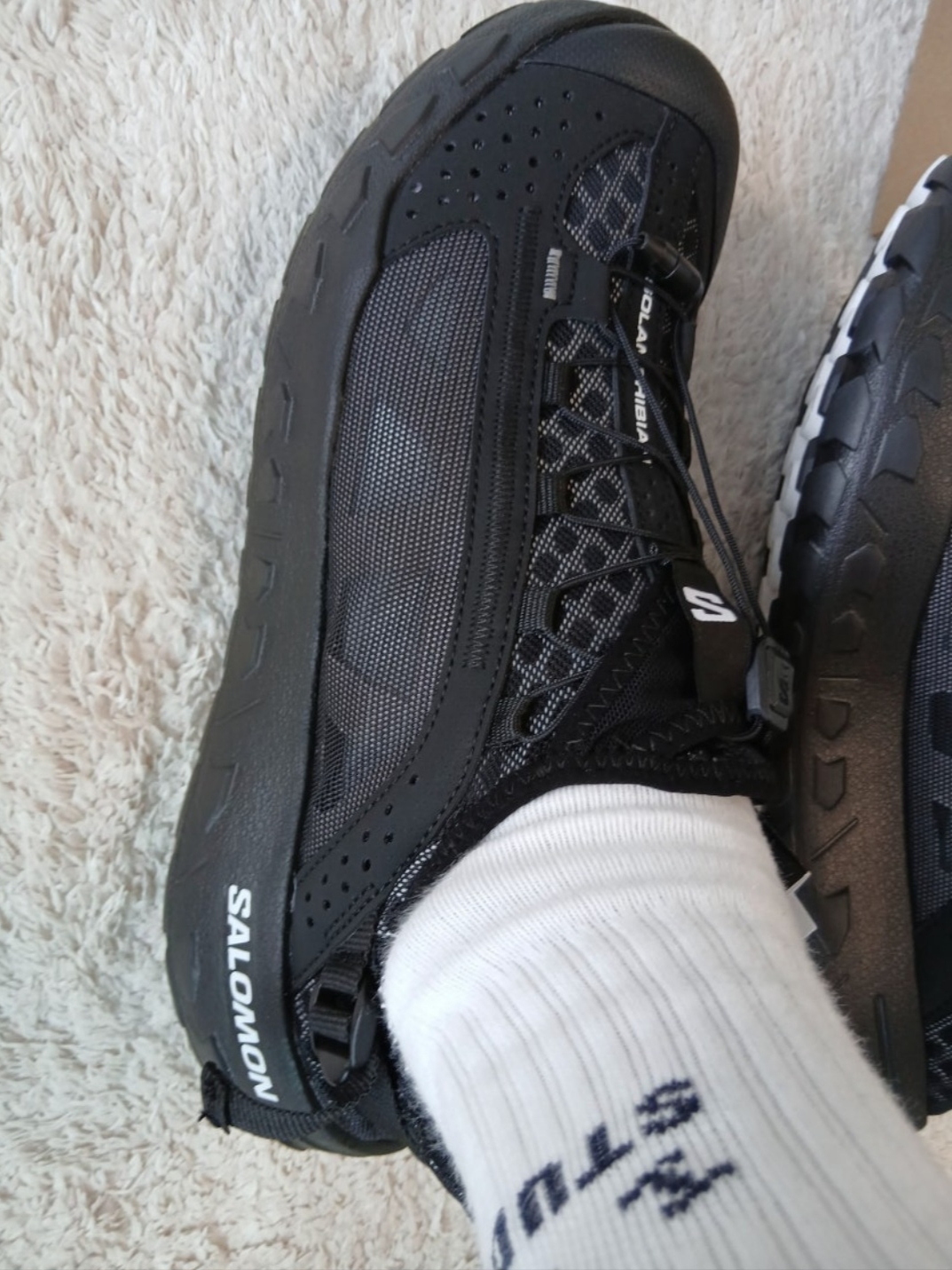 (W) Salomon Solamphibian Black Alloy, Salomon Solamphibian Black Alloy 착용 스타일