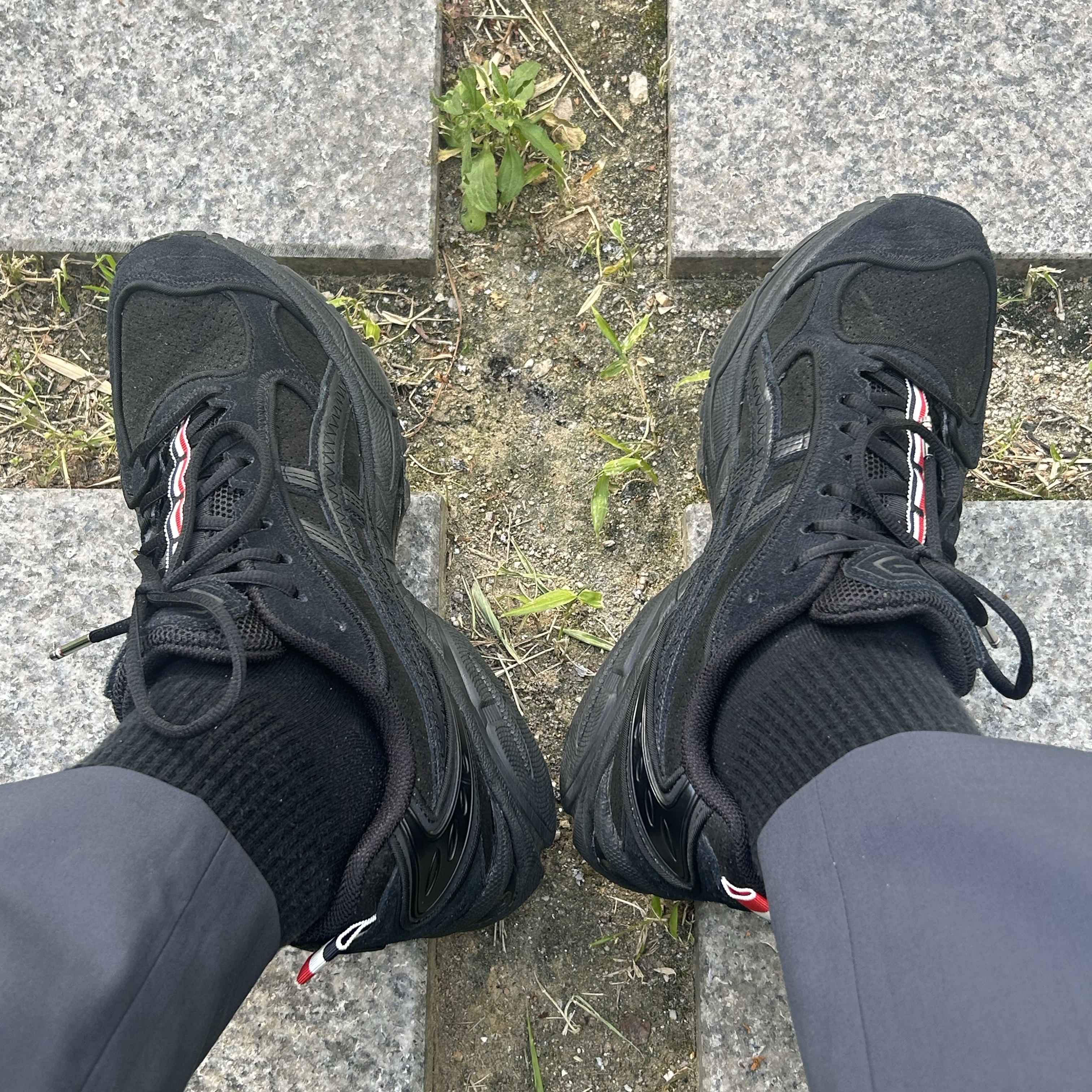 Asics x Thom Browne Gel-Kayano 14 Black 착용 스타일