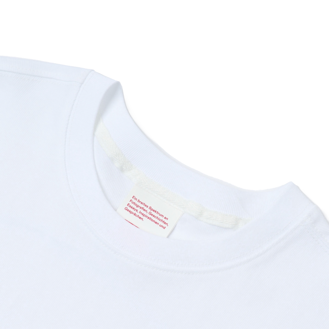 베를린 포토북 디스트리뷰션 003 오버뷰 티 화이트(Berlin Photobook Distribution 003 Overview Tee White) - 5