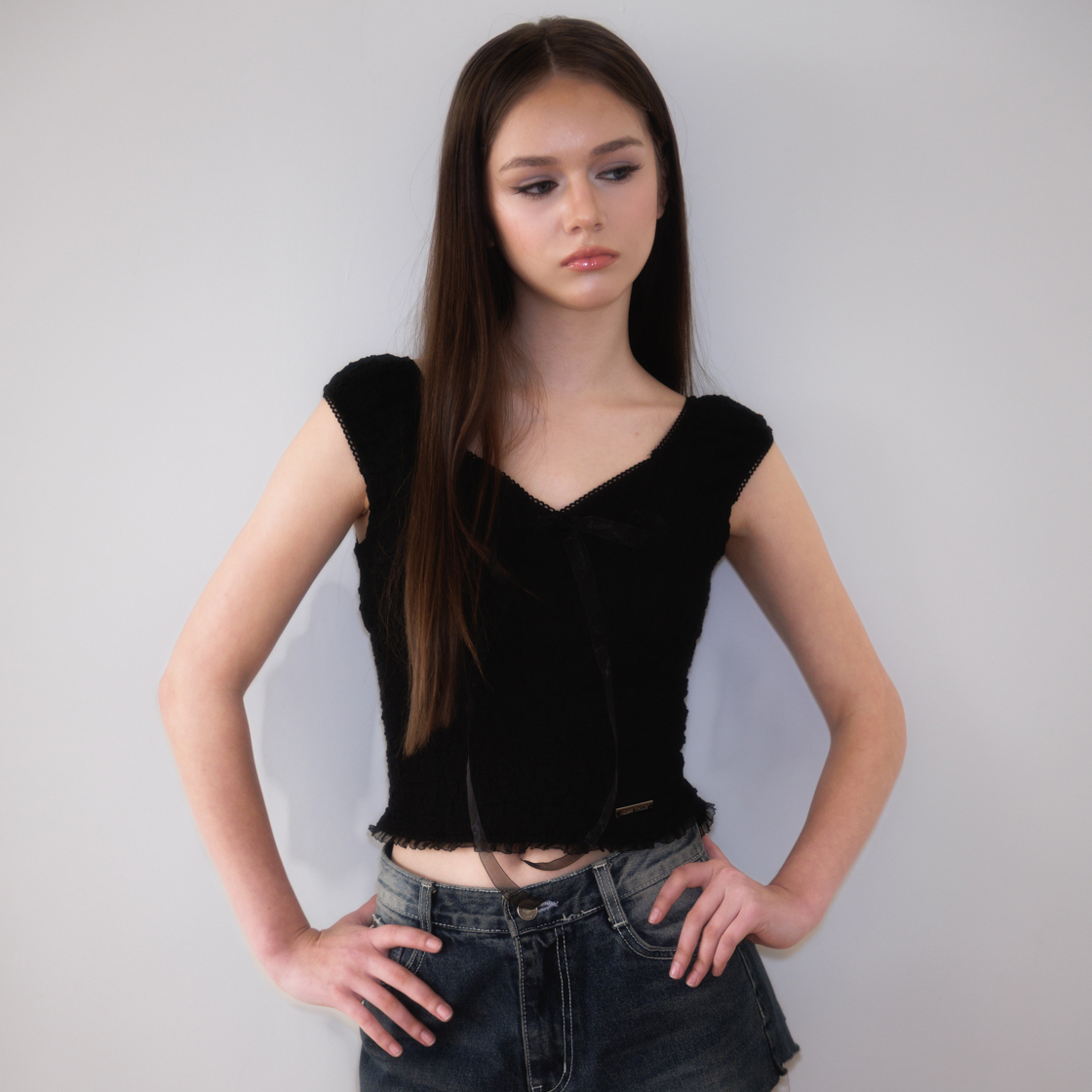 로제프란츠 쉬폰 리본 크링클 슬리브리스 블랙(Rosefrantz Chiffon Ribbon Crinkle Sleeveless [Black]) - 3