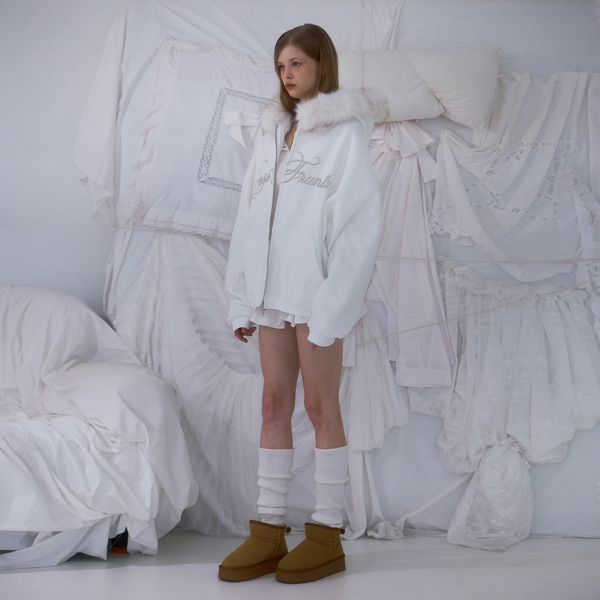 로제프란츠 퍼 오버핏 레터링 후드 집업 아이보리(Rosefrantz Fur Overfit Lettering Hood Zip-up [Ivory]) - 5