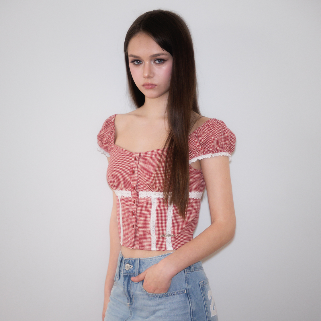 로제프란츠체크 셔링 크롭 블라우스 레드(Rosefrantz Check Shirring Crop Blouse [Red]) - 5