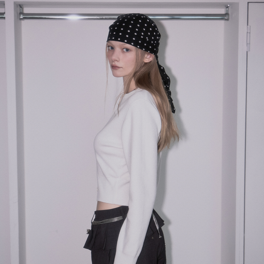 로제프란츠 소프트 너트 버튼 가디건 아이보리 | Rosefrantz | KREAM