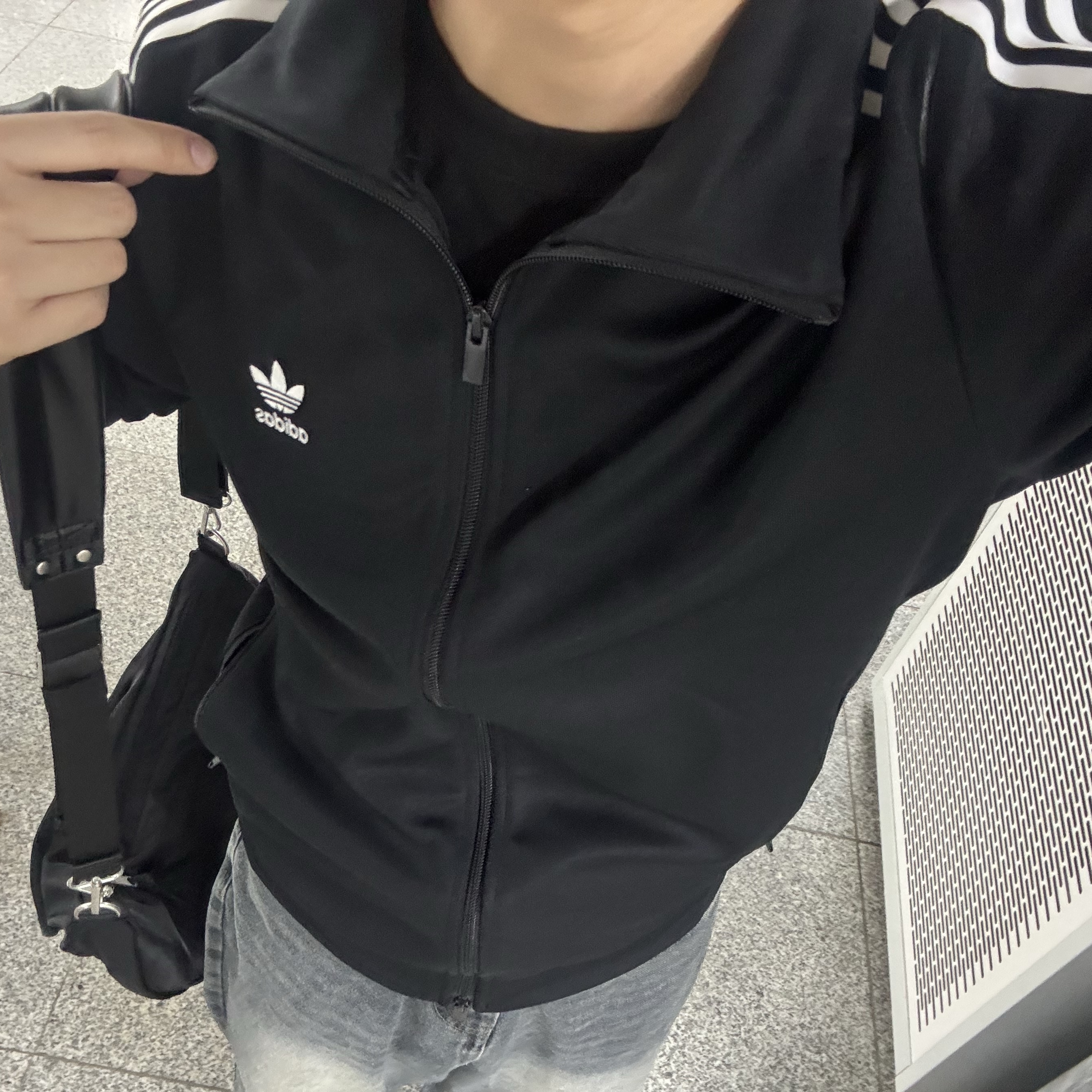 Adidas Adicolor Classic Beckenbauer Track Top Black - KR Sizing 착용 스타일