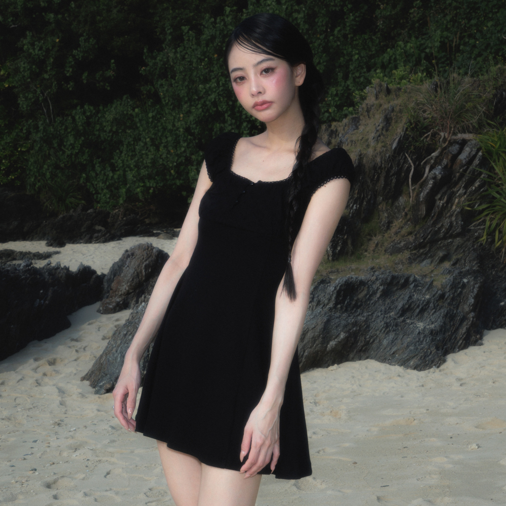 로제프란츠 플라워 펀칭 미니 드레스 블랙(Rosefrantz Flower Punching Mini Dress [Black]) - 4