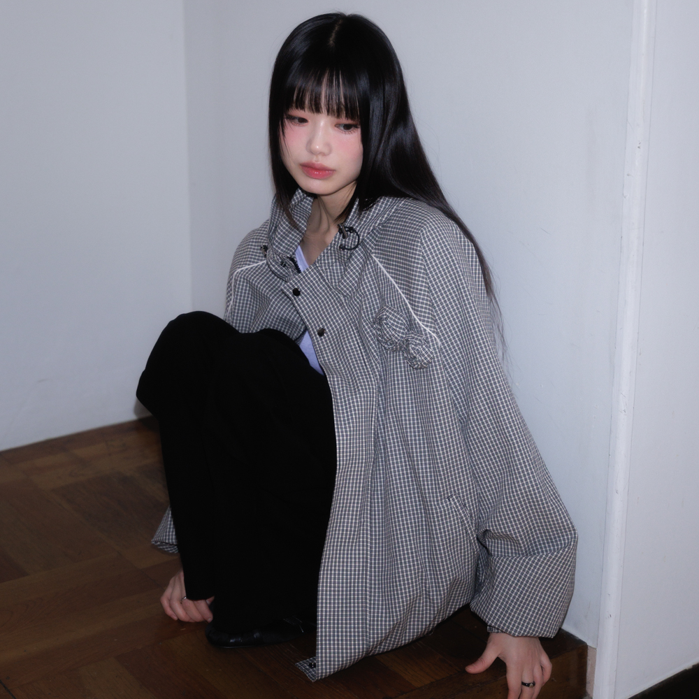 로제프란츠 로즈 코사지 체크 윈드브레이커 블랙(Rosefrantz Rose Corsage Check Windbreaker [Black]) - 5