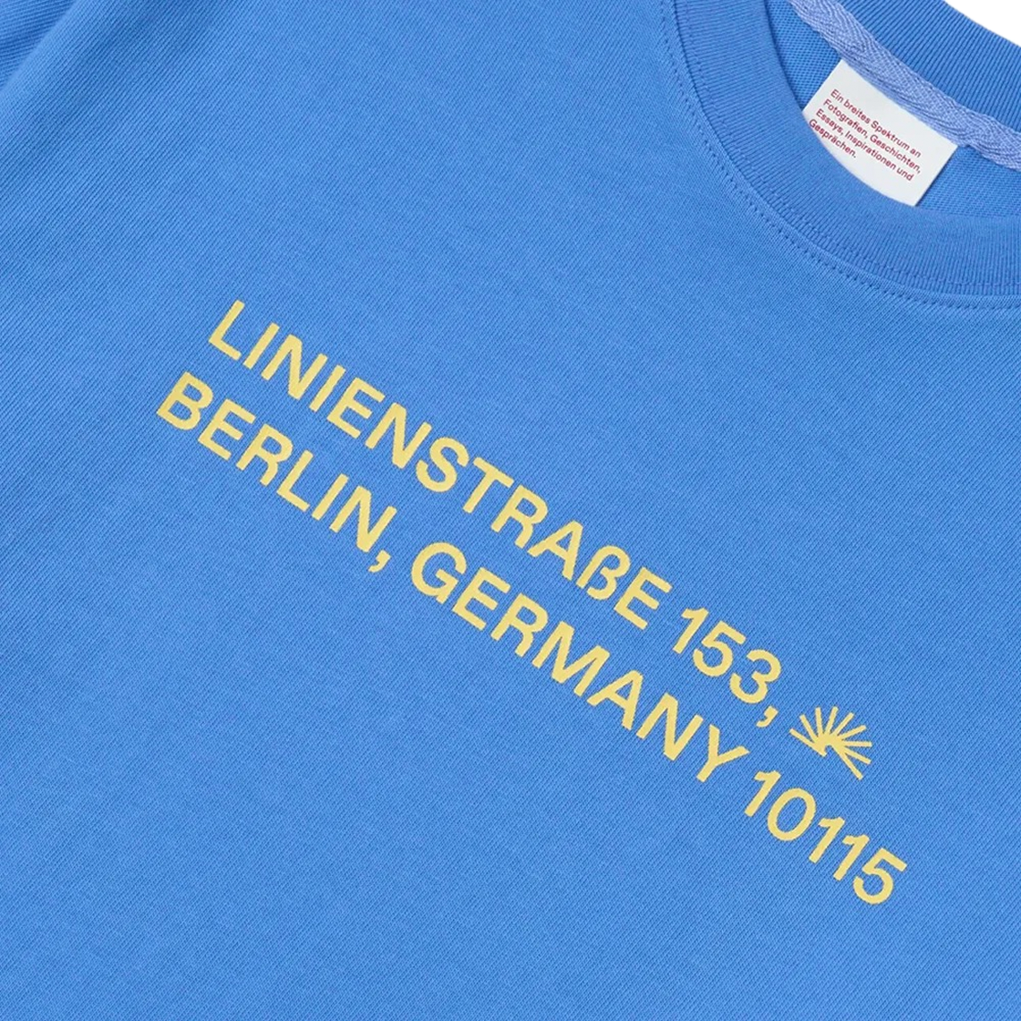 베를린 포토북 디스트리뷰션 W 002 수베니어 티 라이트 블루(Berlin Photobook Distribution W 002 Souvenir Tee Light Blue) - 2