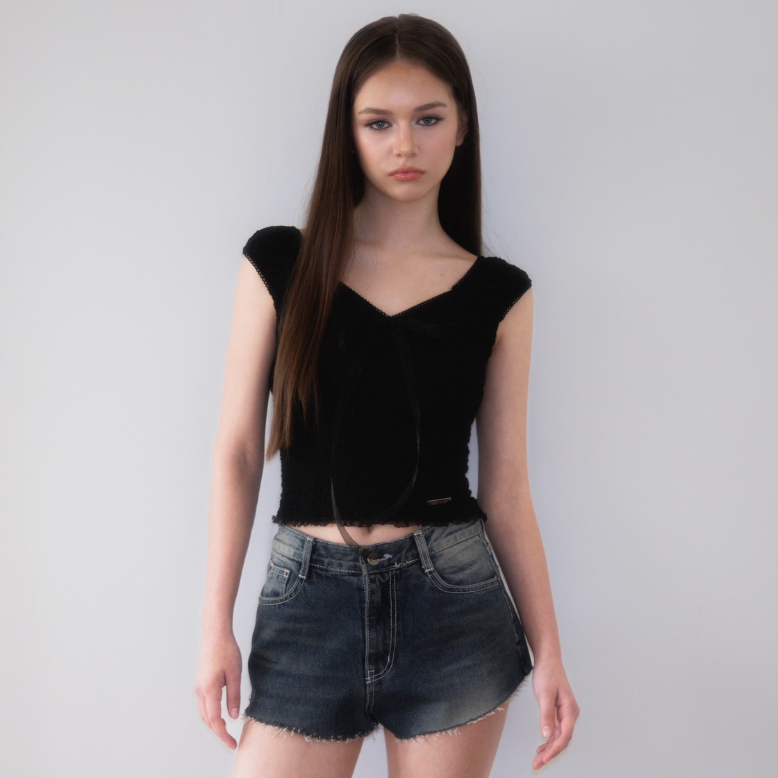 로제프란츠 쉬폰 리본 크링클 슬리브리스 블랙(Rosefrantz Chiffon Ribbon Crinkle Sleeveless [Black]) - 2