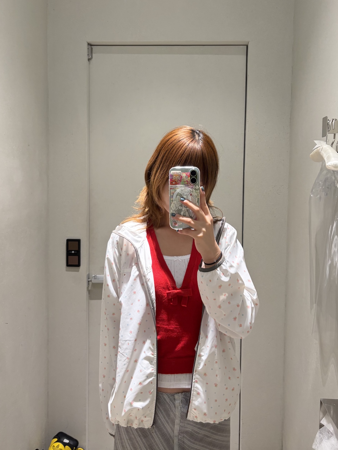AEAE Flower Windbreaker Jacket White, [KREAM 단독] Cou Cou Intimates Women The Picot Tank Regular White - 26SS 착용 스타일 - 2