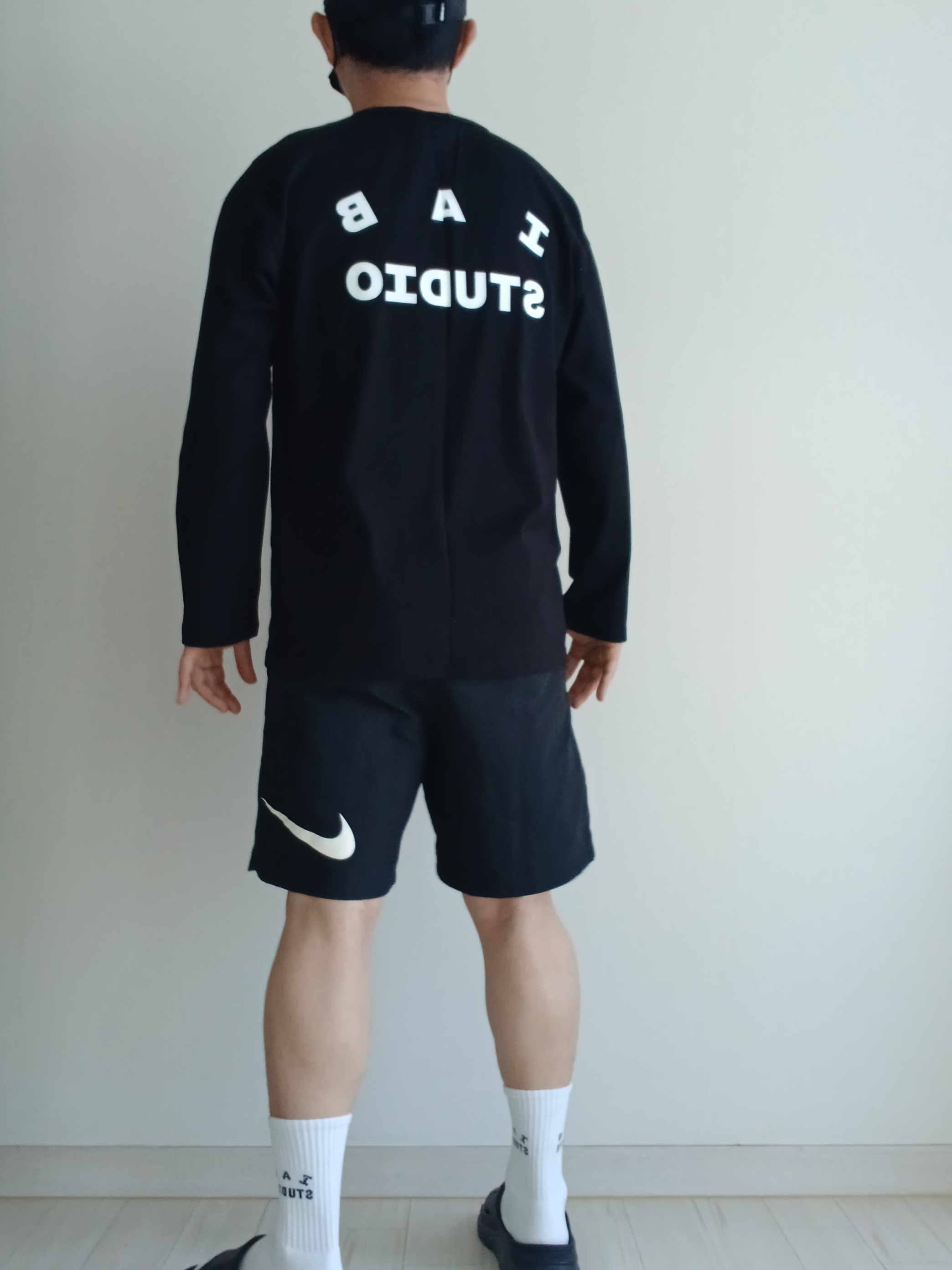 Nike ACG Trail Cap Black, IAB Studio IAB Light Long Sleeve Black 착용 스타일 - 4