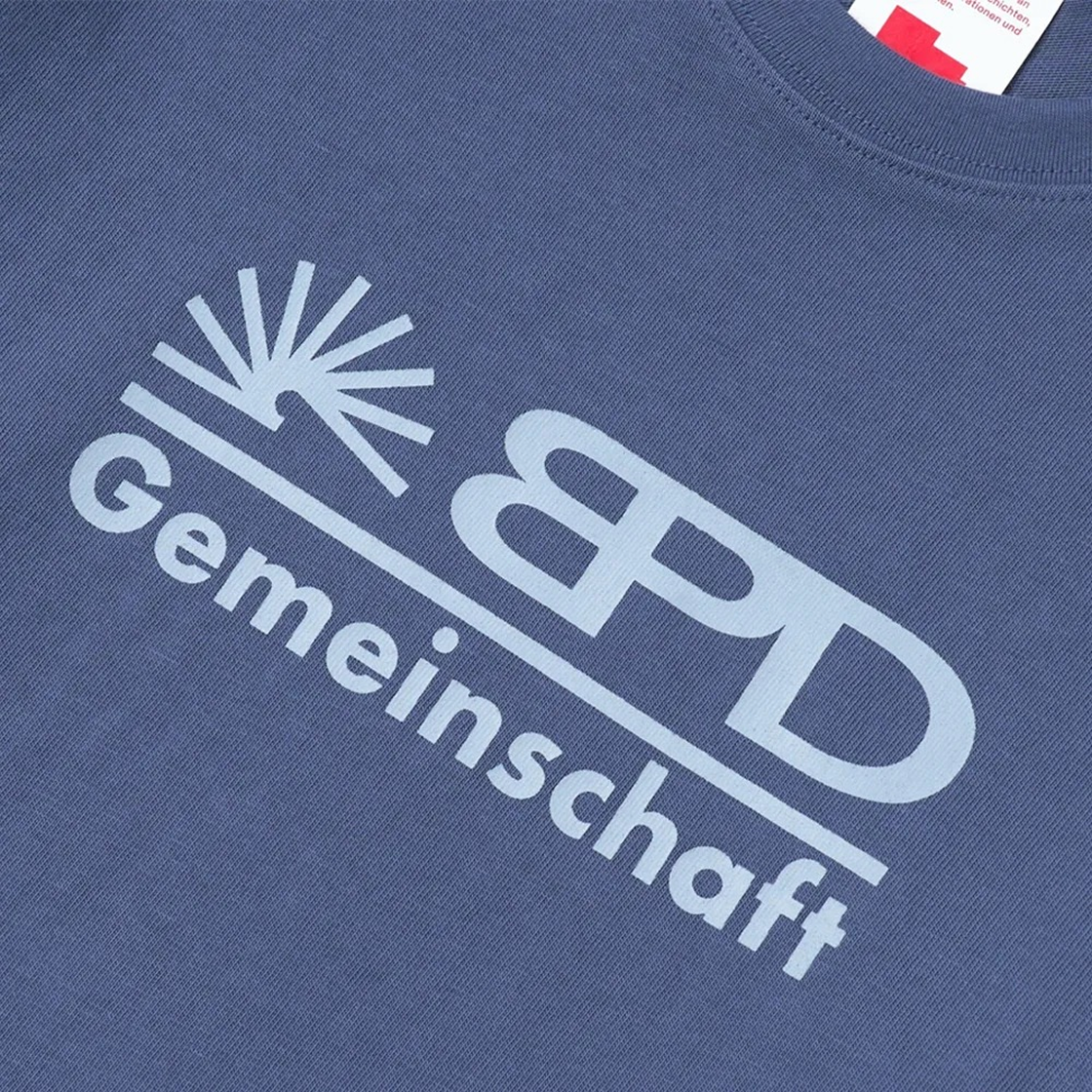 베를린 포토북 디스트리뷰션 002 게마인샤프트 티 슬레이트 블루(Berlin Photobook Distribution 002 Gemeinschaft Tee Slate Blue) - 2