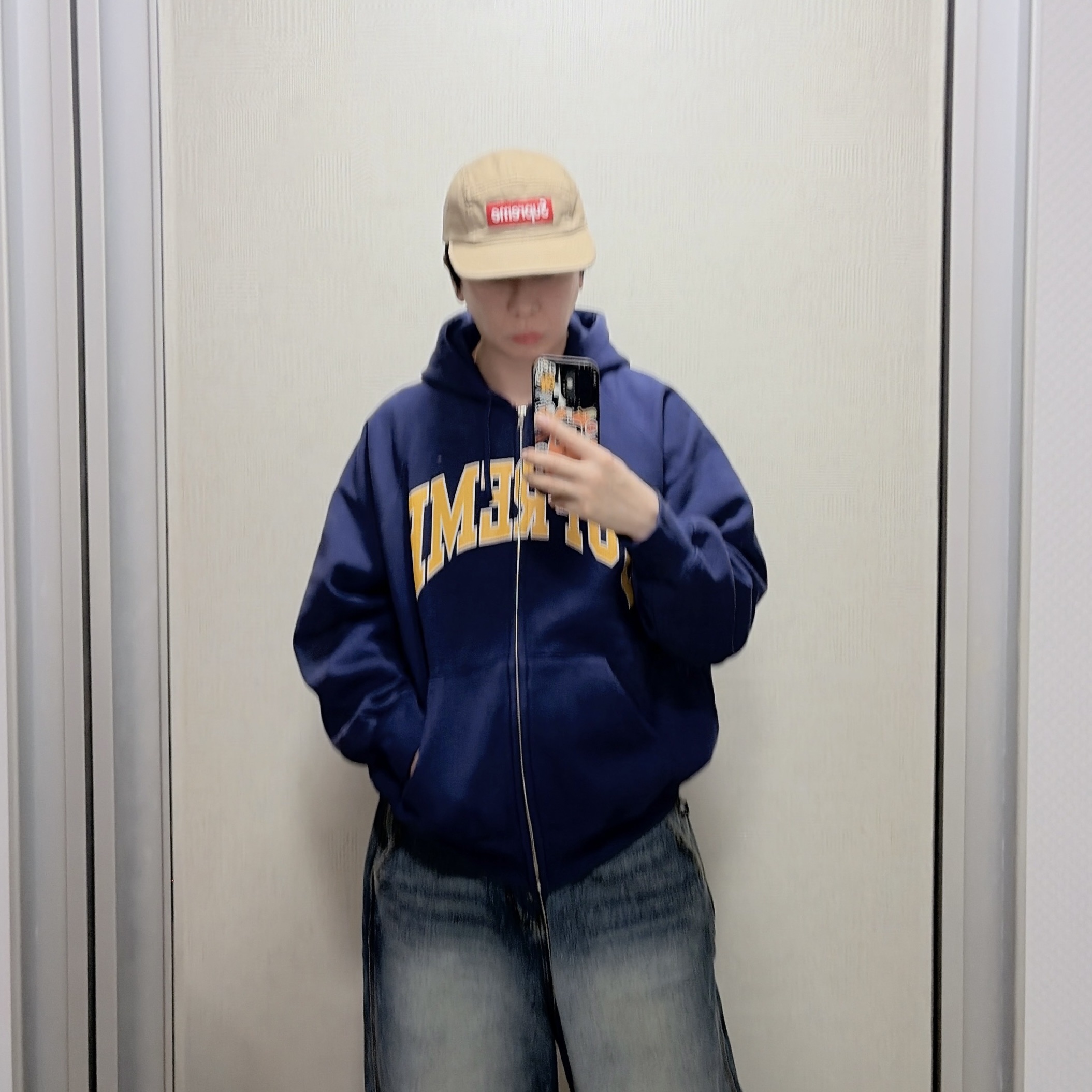 Supreme Cracked Raglan Zip Up Hooded Sweatshirt Washed Navy - 26SS 착용 스타일 - 2