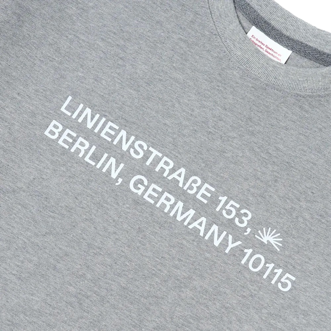 베를린 포토북 디스트리뷰션 002 수베니어 티 그레이(Berlin Photobook Distribution 002 Souvenir Tee Grey) - 2