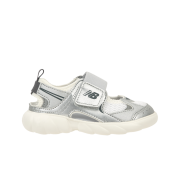 (Kids) New Balance Freedle 920 Sandal Silver