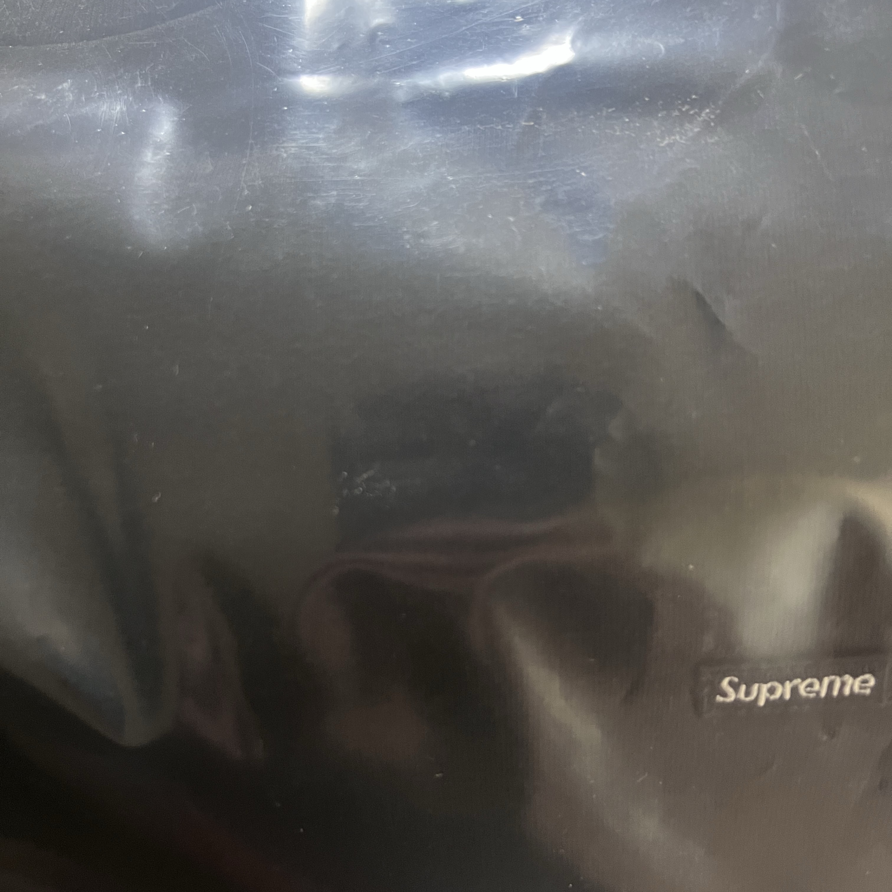 Supreme Small Box L/S T-Shirt Black - 26SS 착용 스타일