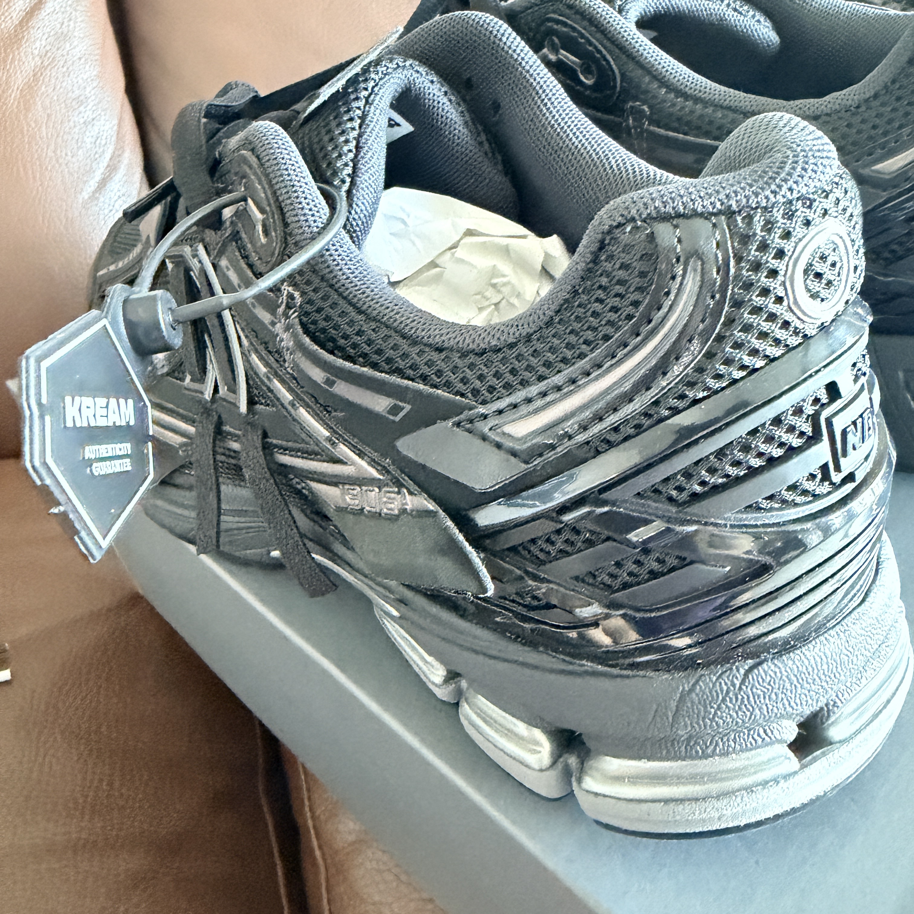 New Balance 1906A Black 착용 스타일 - 3