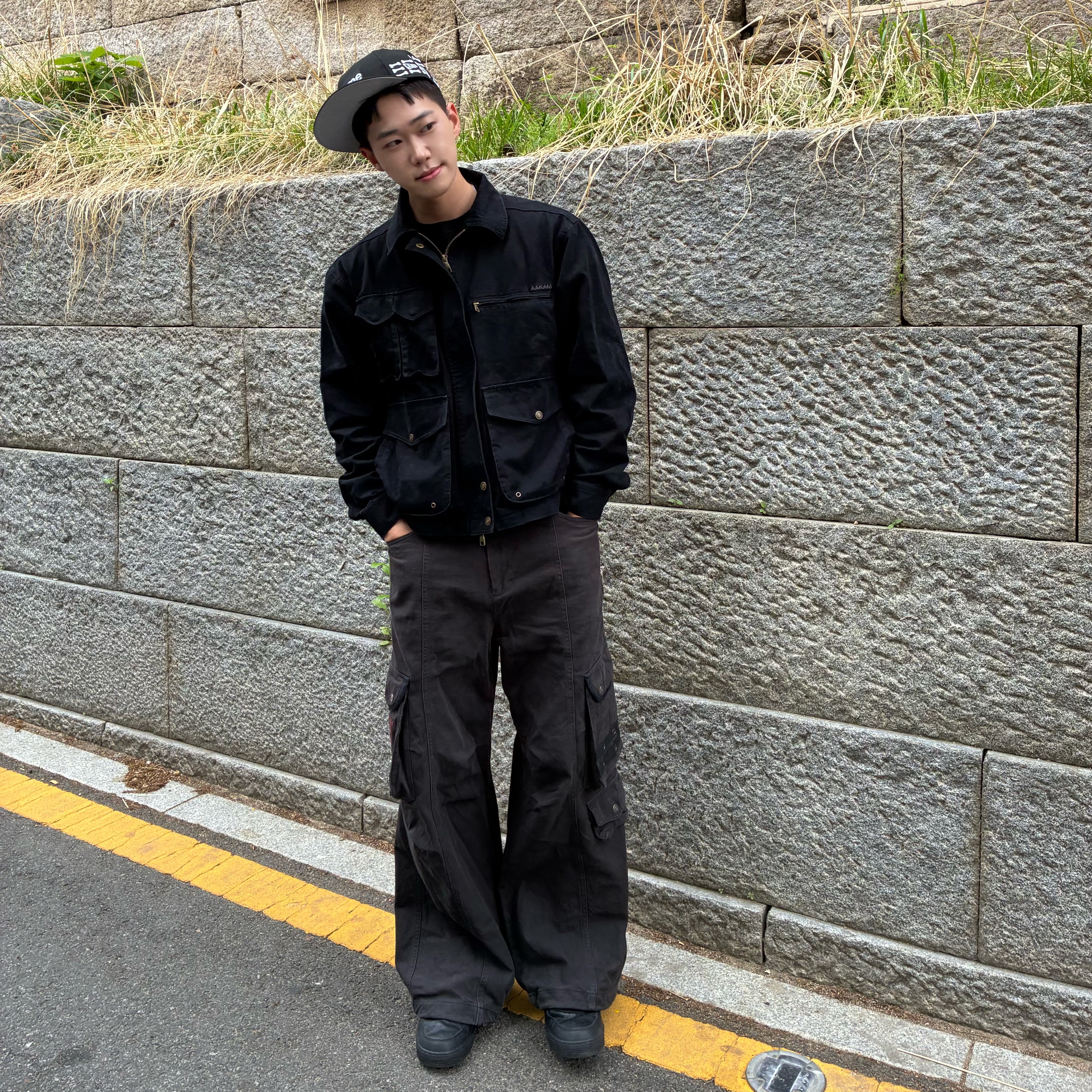 Supreme Bones Box Logo New Era Black - 25FW, Nike Air Force 1 '07 Low Triple Black 착용 스타일 - 3