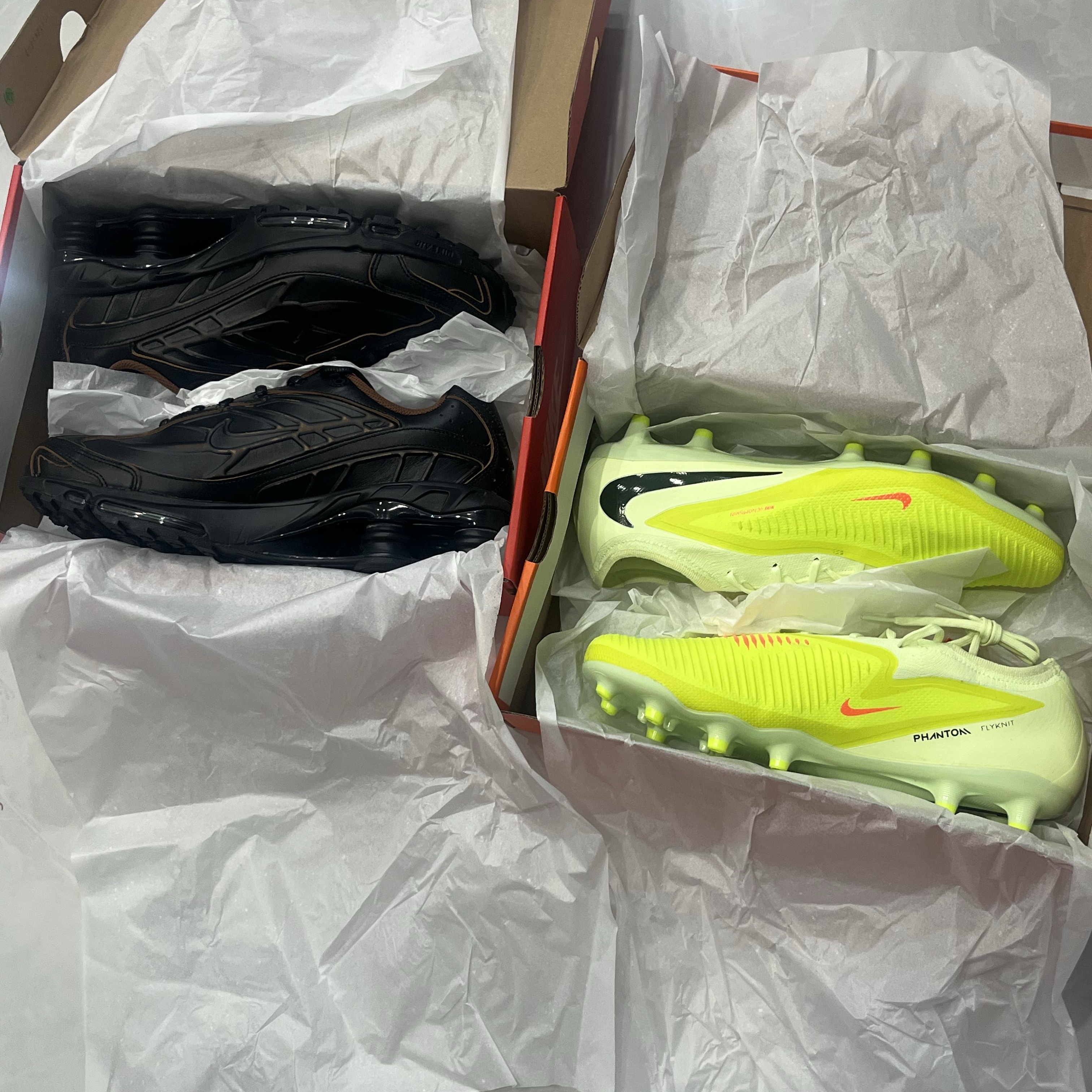 Nike Phantom 6 Low Pro AG Hyper Crimson Limelight, Nike Shox Ride 2 PRM Black and Light British Tan 착용 스타일 - 1