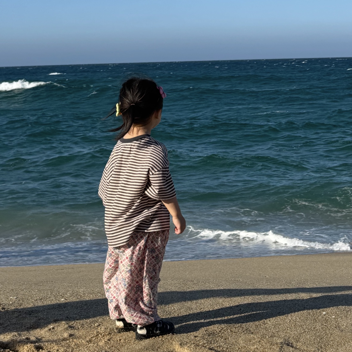 (Kids) Meduse Sun Navy Blue 착용 스타일