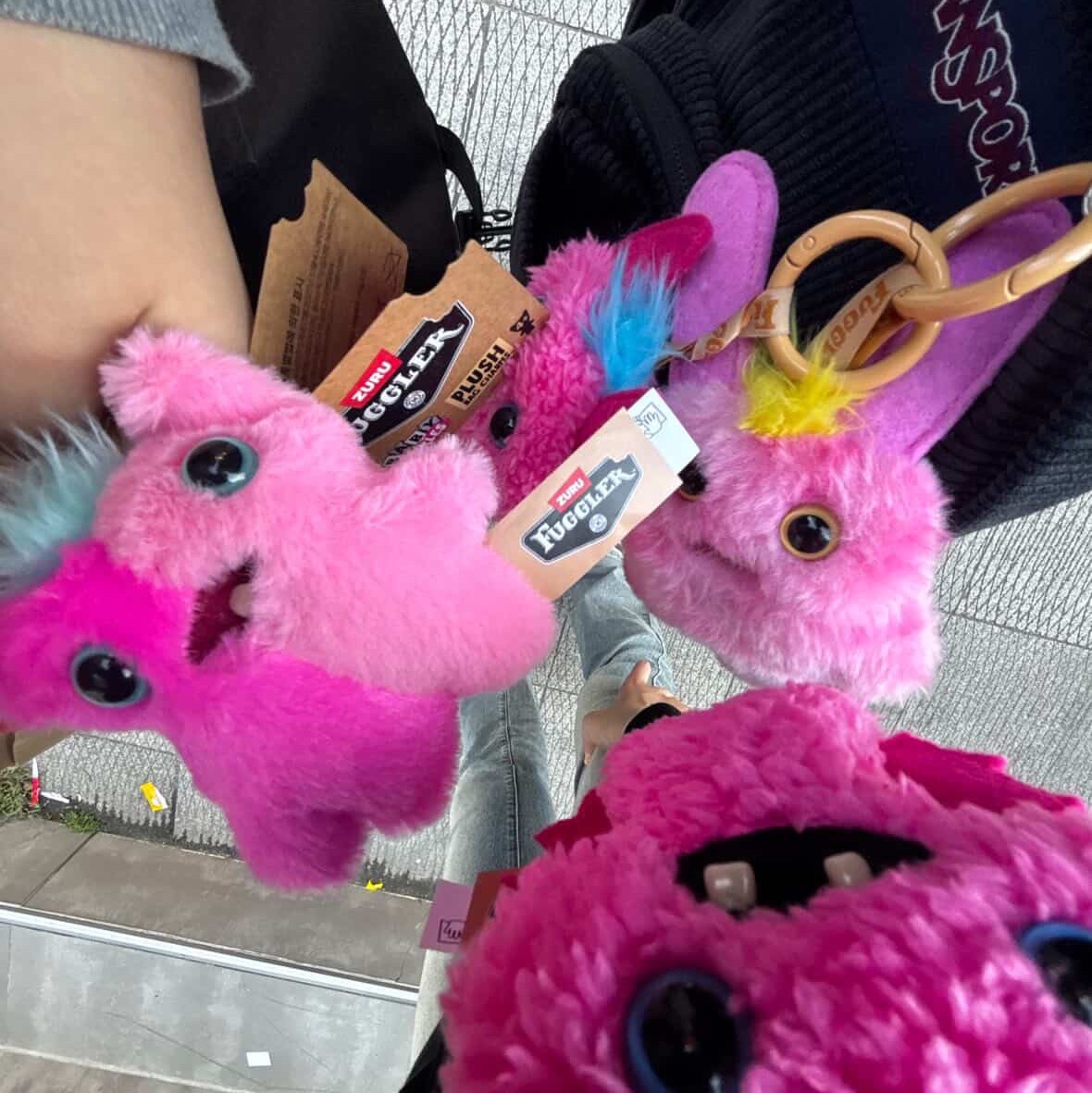 Fuggler Baby Wide Eyed Screech Keyring Purple Pink, Fuggler Baby Winged Bat Keyring Purple 착용 스타일