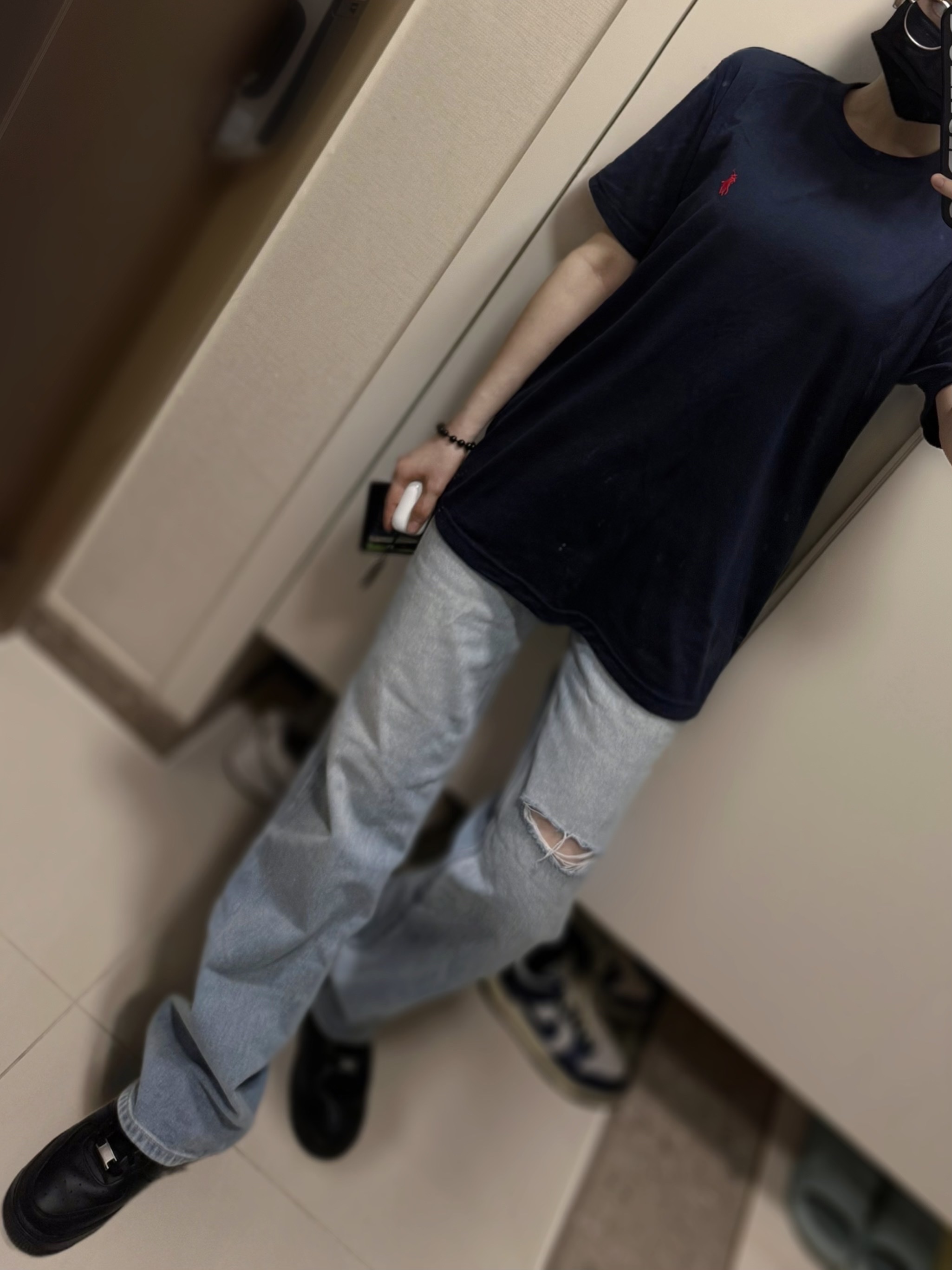 [20% 적립] Polo Ralph Lauren Custom Slim Fit Mesh Polo Shirt Black Marl Heather - 25FW, New Balance 530 Munsell White Silver Metallic 착용 스타일 - 2