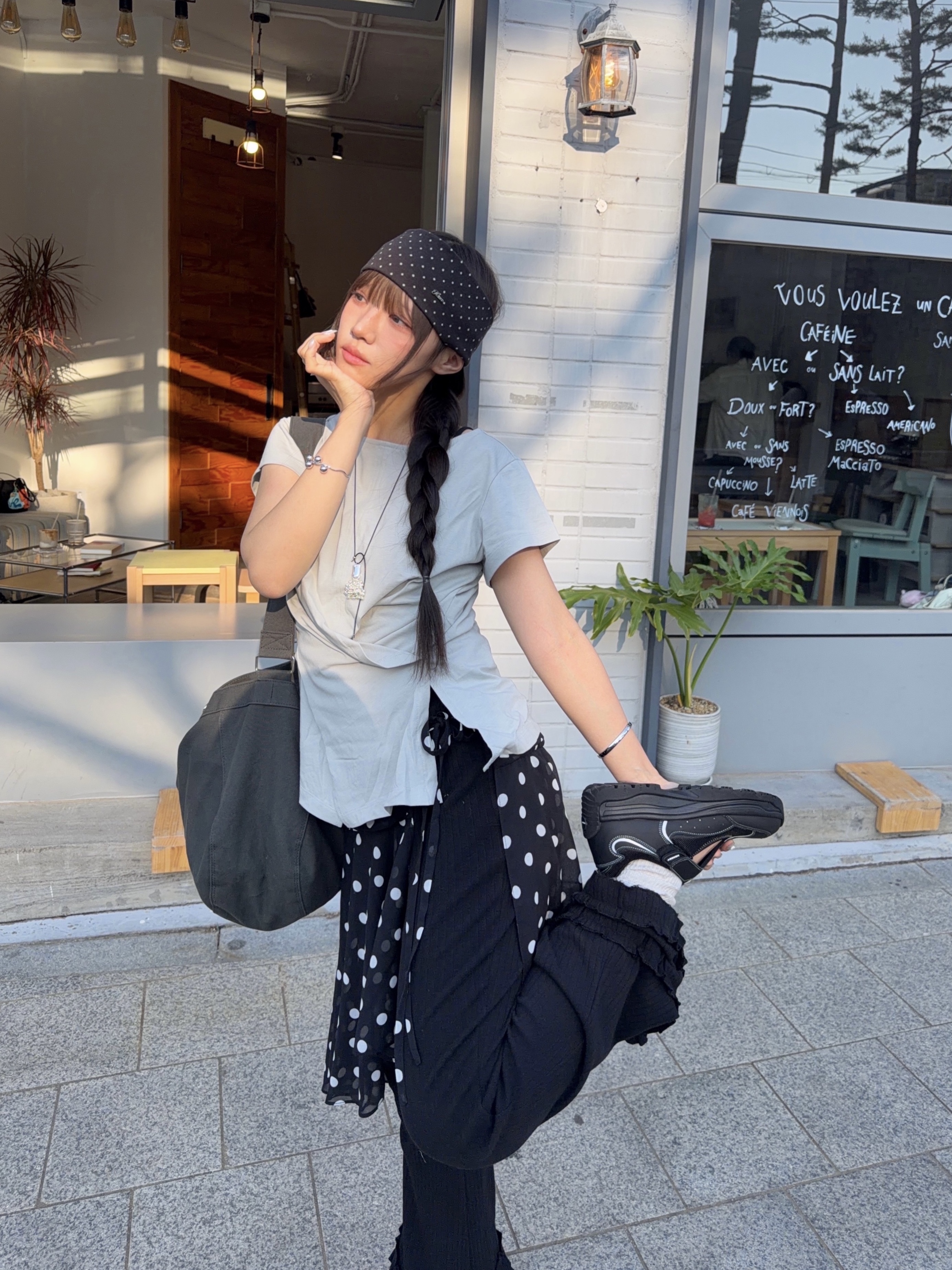 (W) Honsby Darling Harbour2 Black 착용 스타일 - 3
