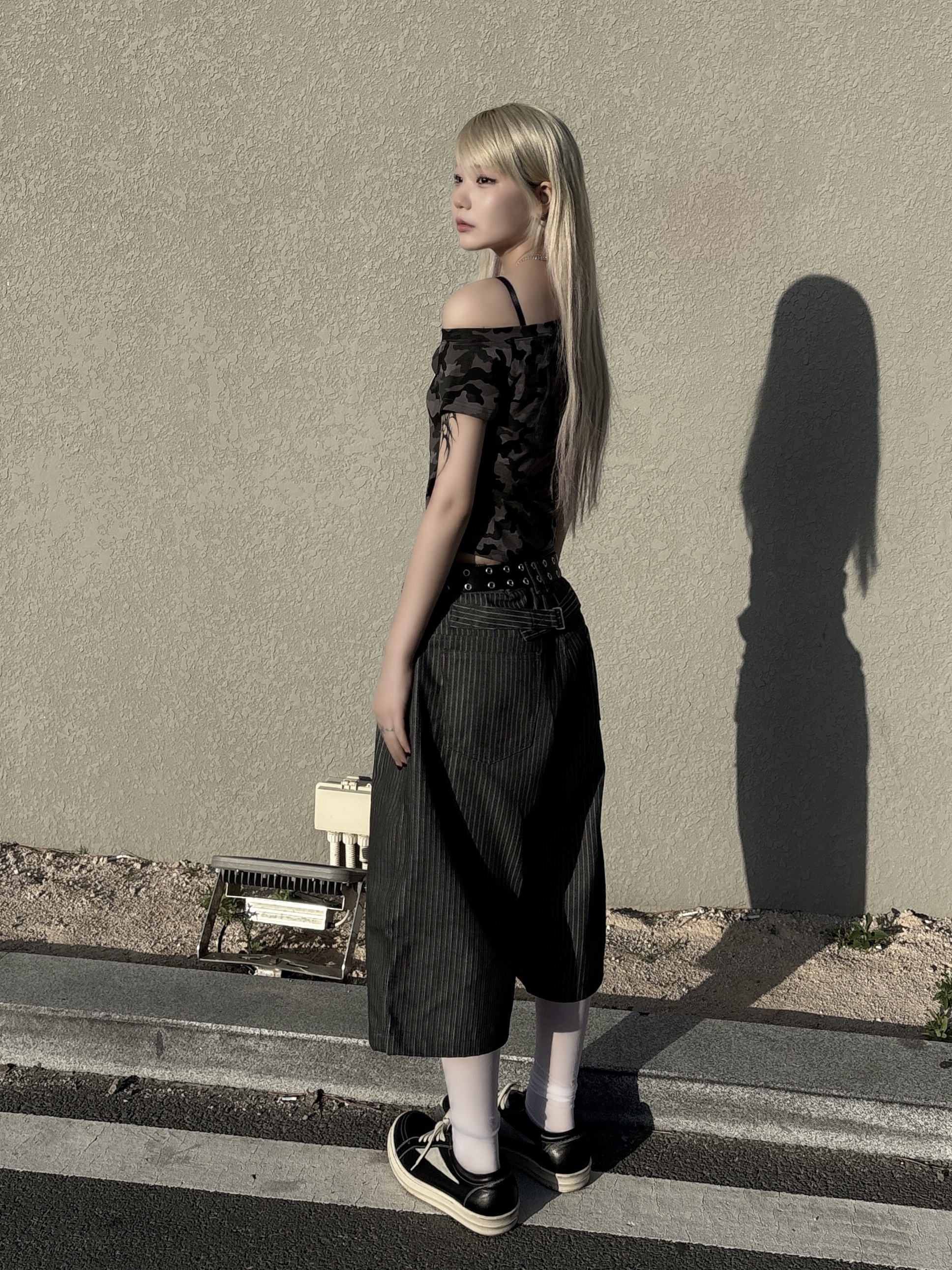 Rick Owens Lido Vintage Sneakers Black Milk 착용 스타일 - 3