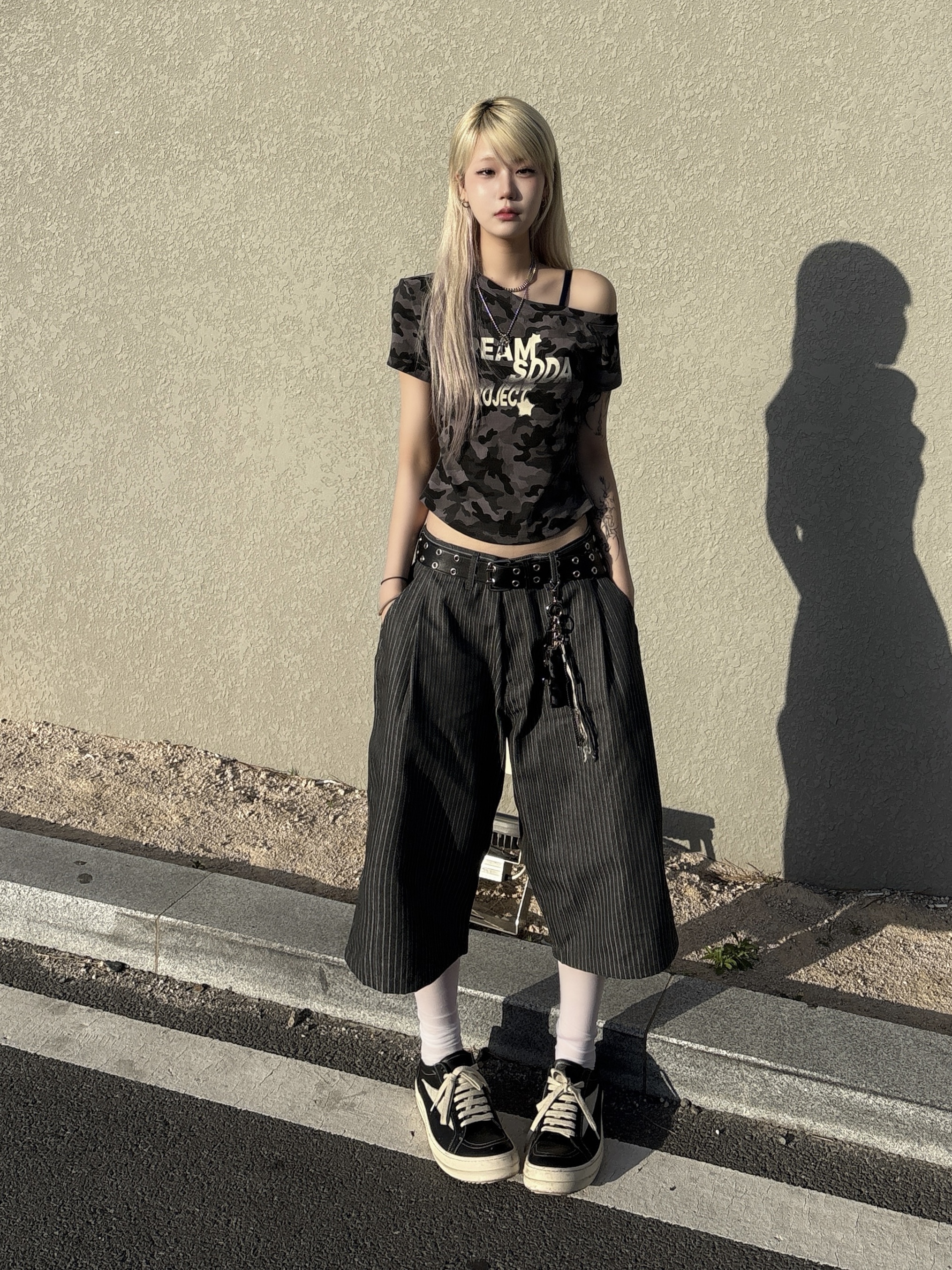 Rick Owens Lido Vintage Sneakers Black Milk 착용 스타일 - 2