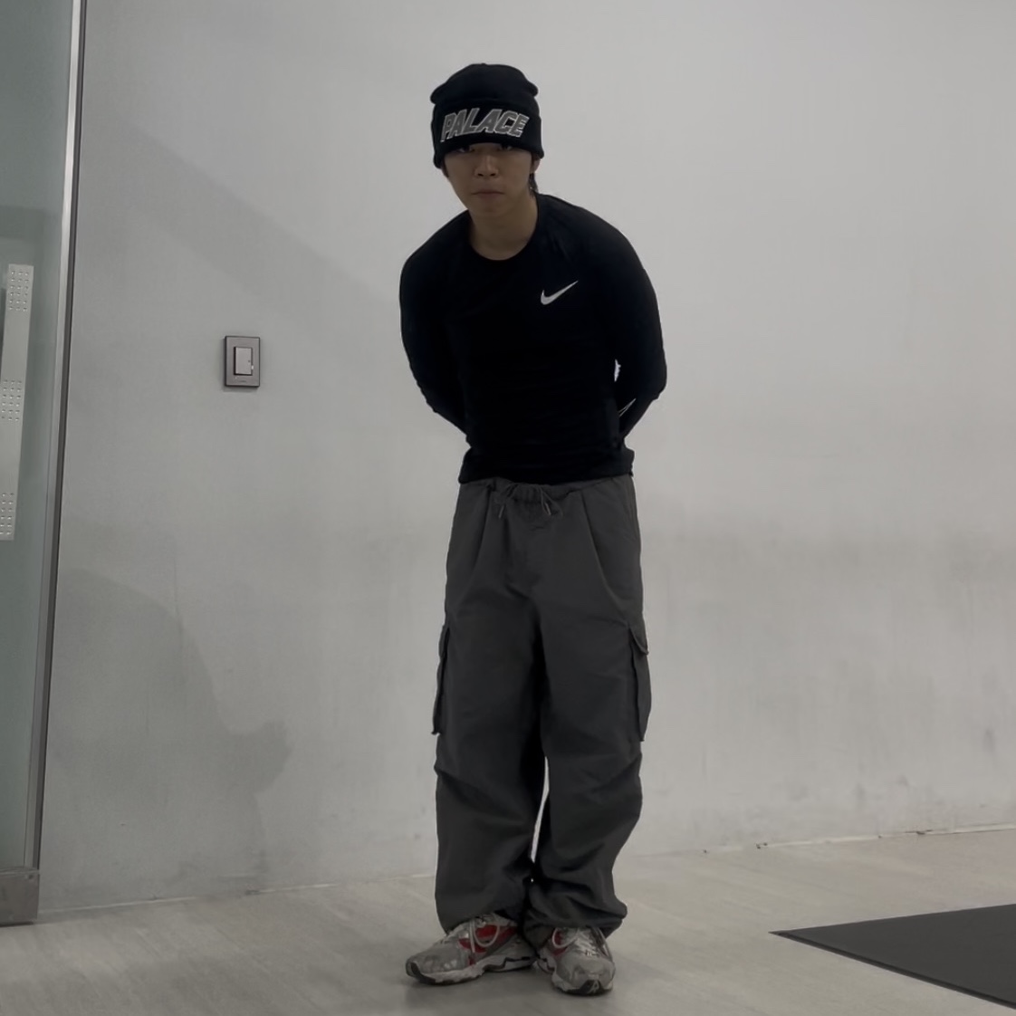 Palace Athlique Team Beanie Black - 25SS 착용 스타일