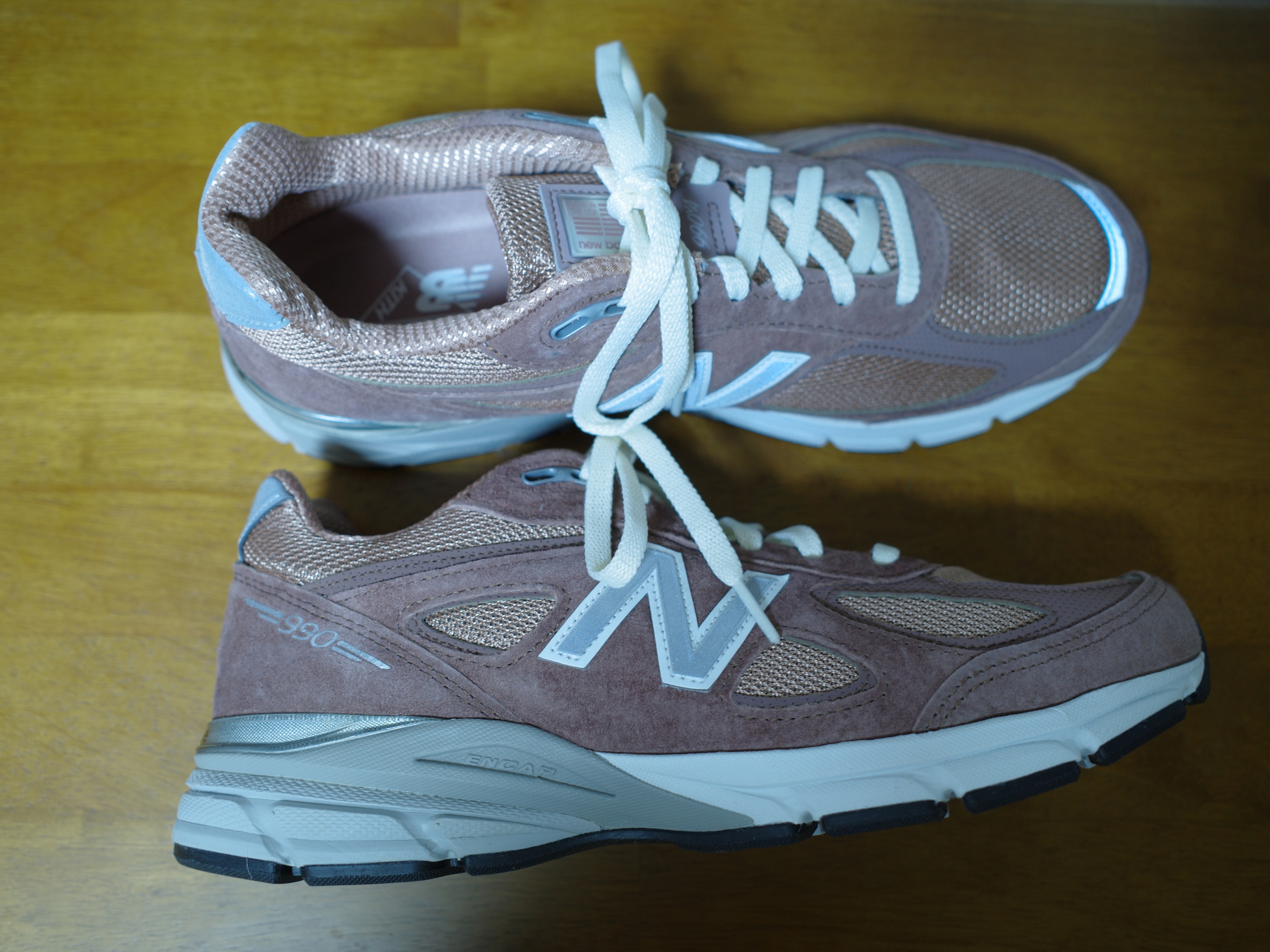 New Balance x Kith 990v4 Made in USA Dusty Mauve 착용 스타일 - 2