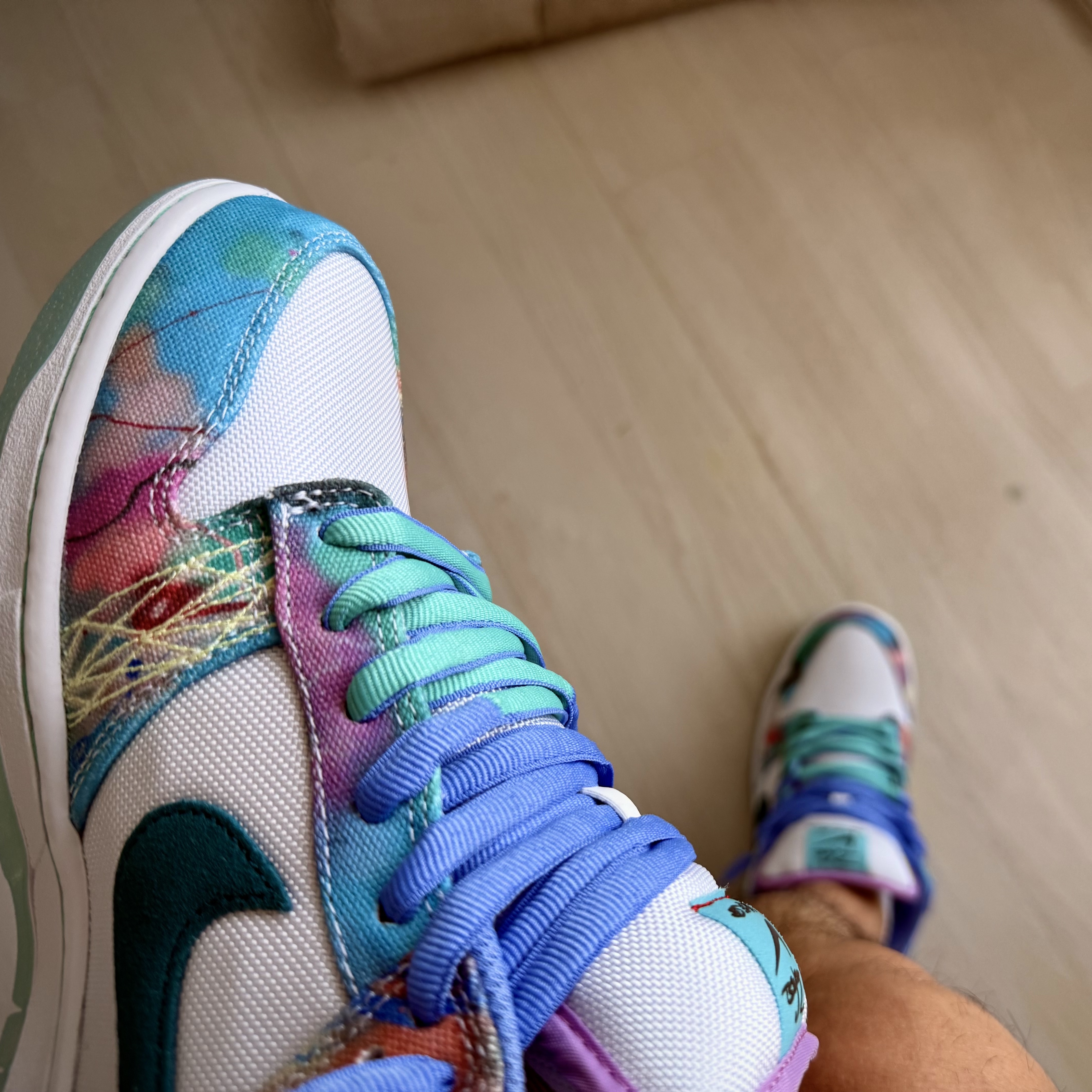 Nike x Futura Laboratories SB Dunk Low OG QS White and Geode Teal 착용 스타일 - 1
