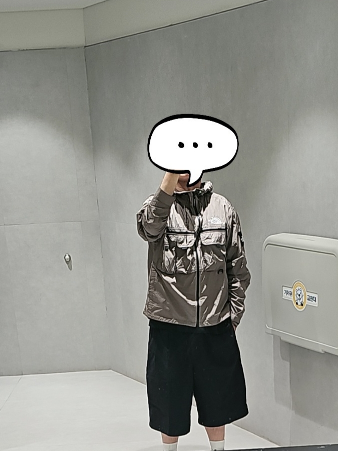 The North Face Sheldon Jacket Beige Brown - 25SS, Nike Club Shorts Black - Asia 착용 스타일 - 3