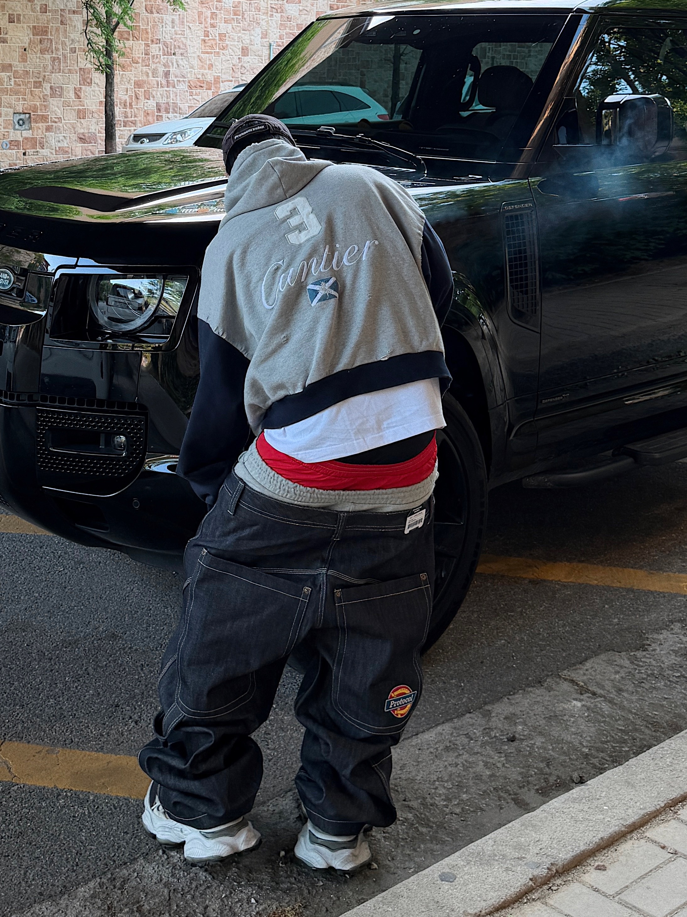 Protocol Index 3 Layered Denim Pants Indigo Blue, Balenciaga Cargo Sneakers White Grey 착용 스타일 - 2