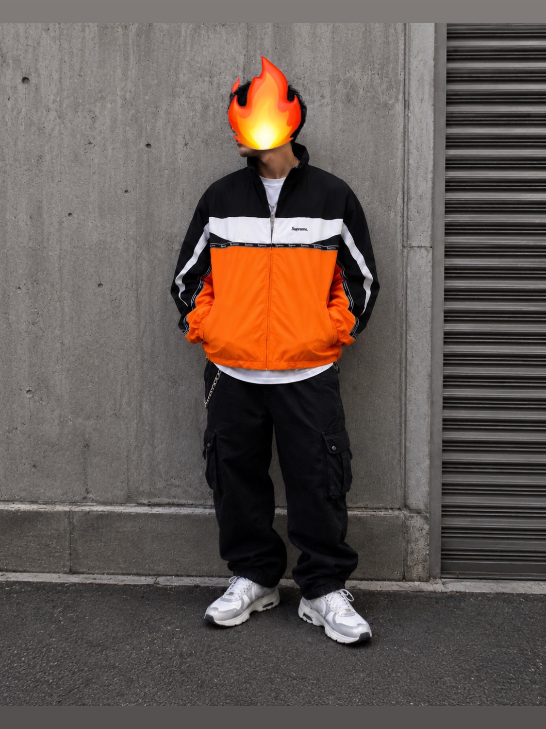 Supreme Logo Taping Track Jacket Orange - 26SS 착용 스타일