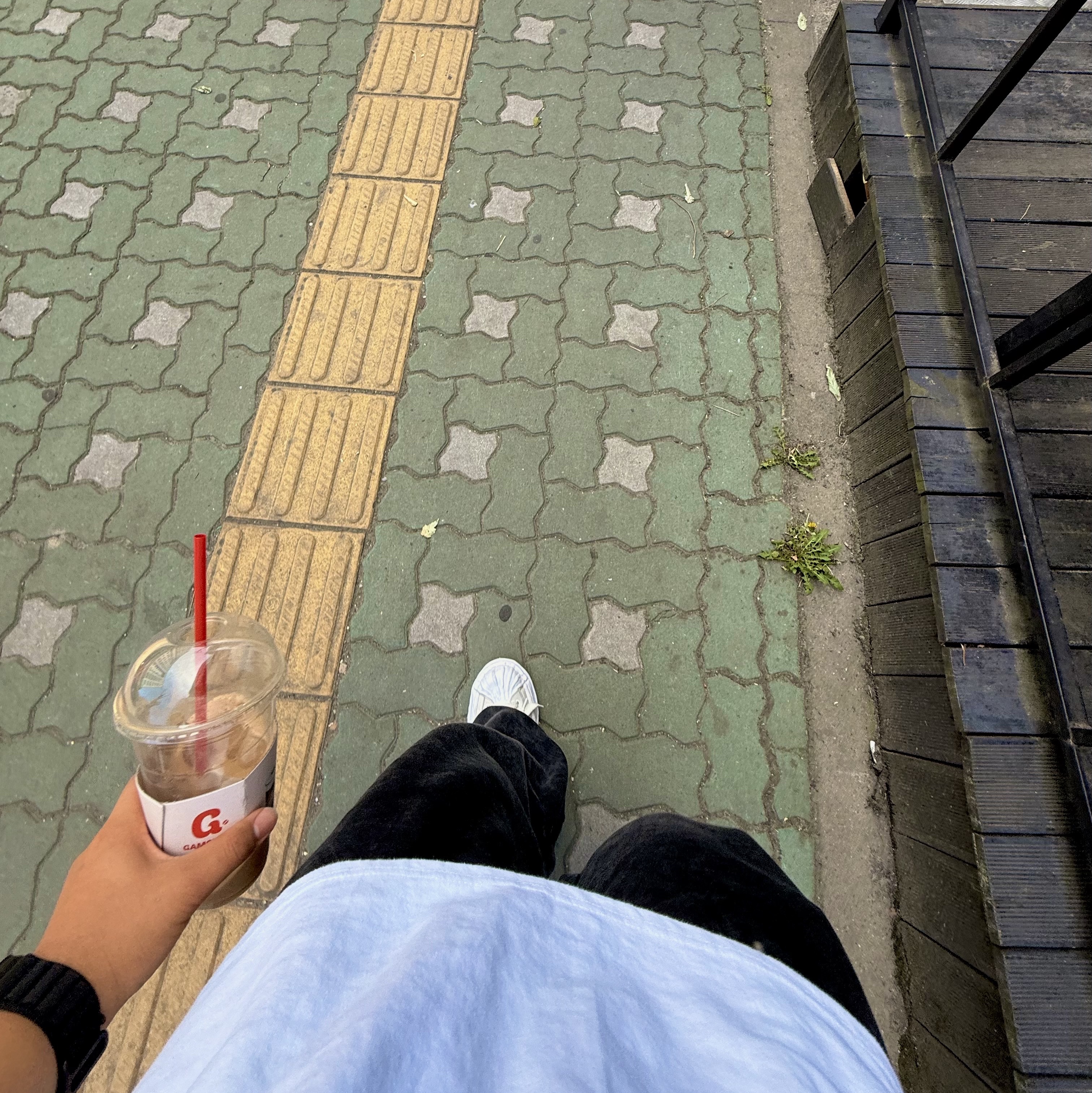 Apple Watch Ultra 3 49mm Black Titanium Case with Ocean Band Black (Korean Ver.), Maison Mihara Yasuhiro Blakey OG Sole Leather Low-top Sneakers White 착용 스타일