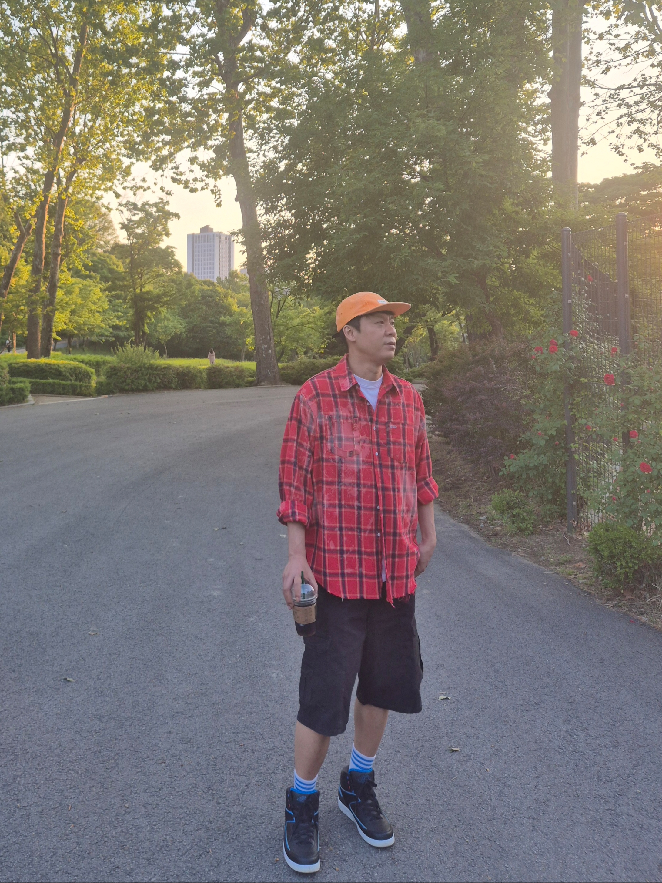 Suade Wide Cargo Shorts Black, Jordan 2 Retro Radio Raheem 착용 스타일 - 2